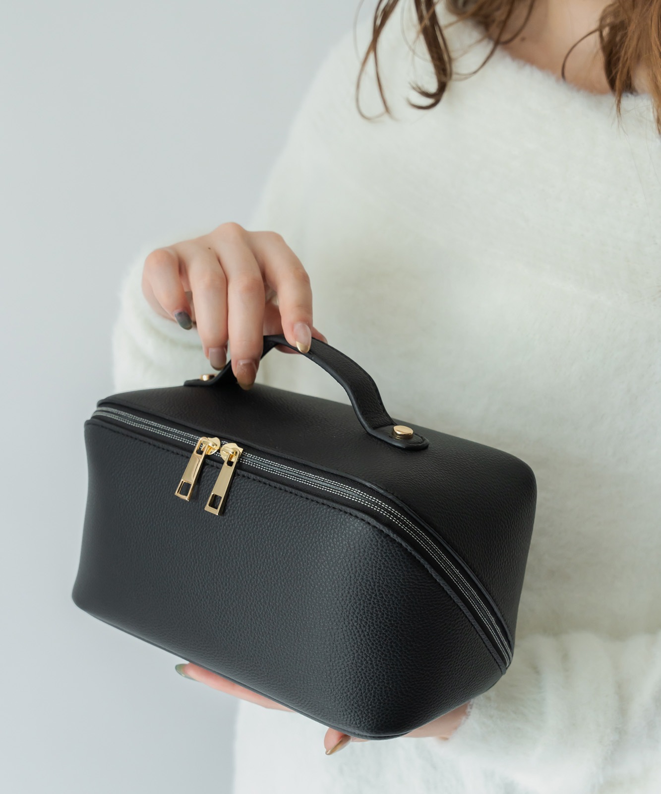 【 Rename 】 メイクポーチ レディース 大容量 多機能 フェイクレザー 上品 高級感 カジュアル オフィス ママ RPG23028