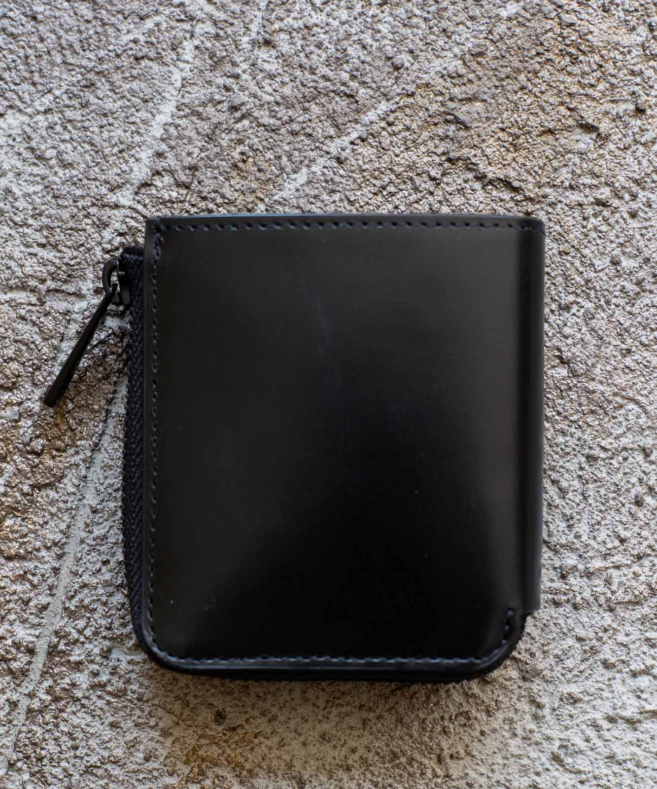 T069 専用 Rename グロッシーレザー モノクローム ウォレット RPL23059