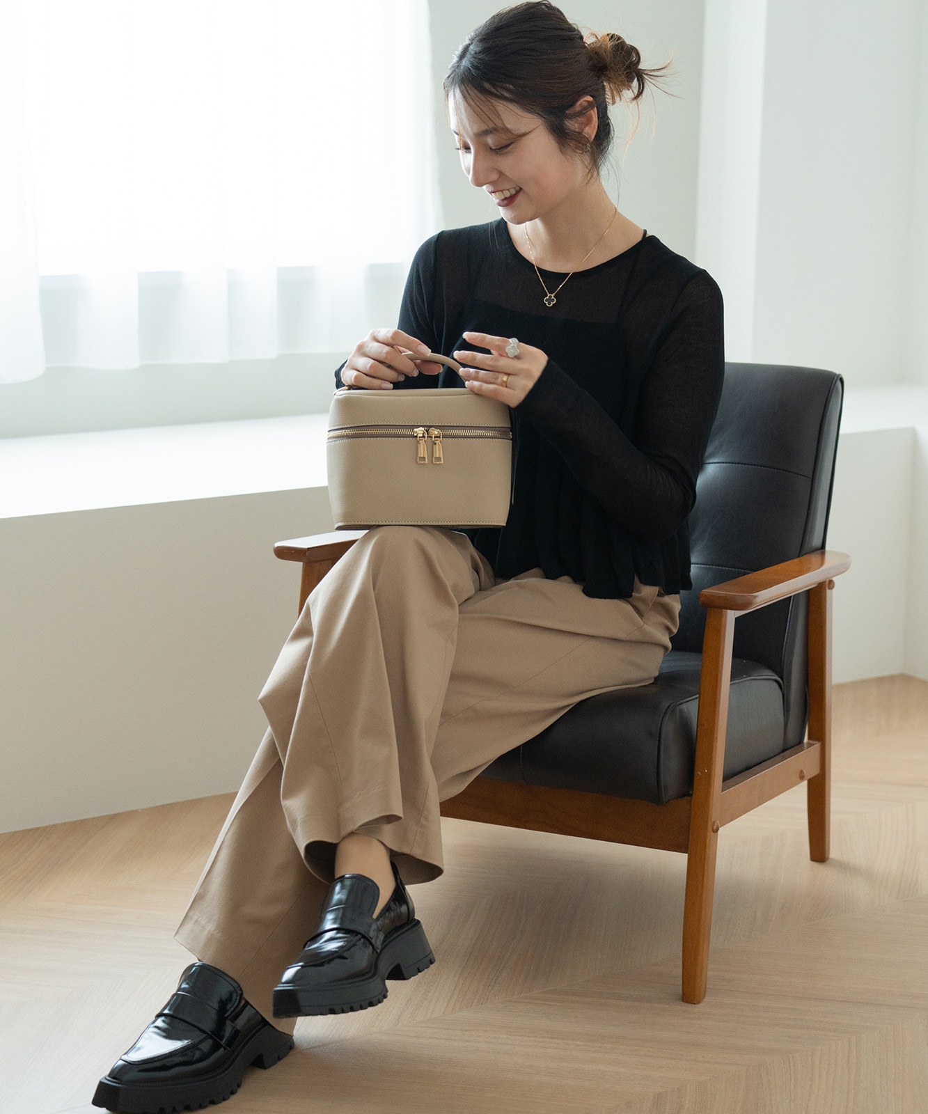 Rename 3way バニティバッグ 