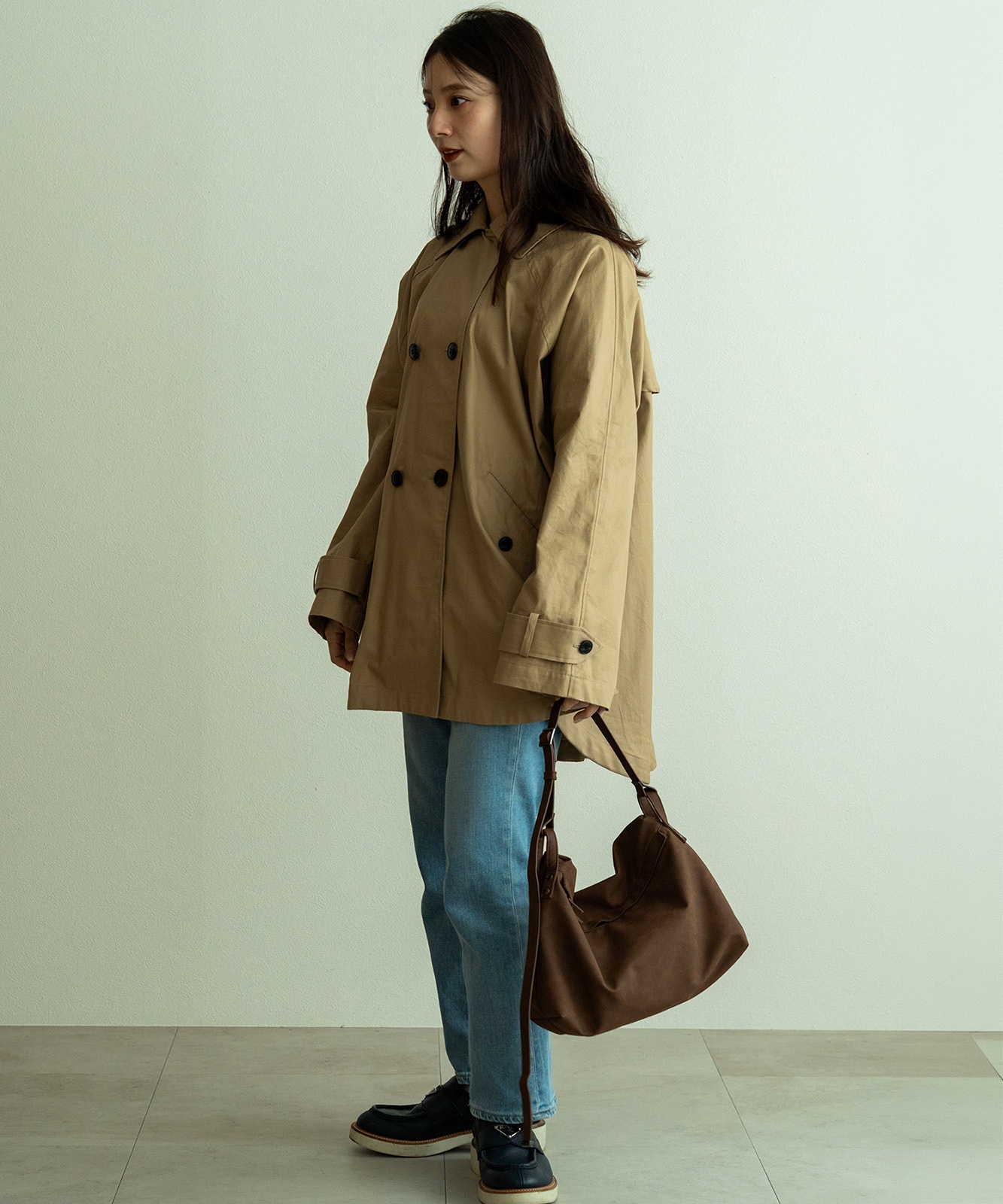 【 DEVICE 】 シャロウフラップ ショルダーバッグ 横長 斜めがけバッグ 合皮 フェイクレザー 軽量 大人カジュアル ヴィンテージライク トレンドバッグ メンズ レディース ユニセックス DSG25138