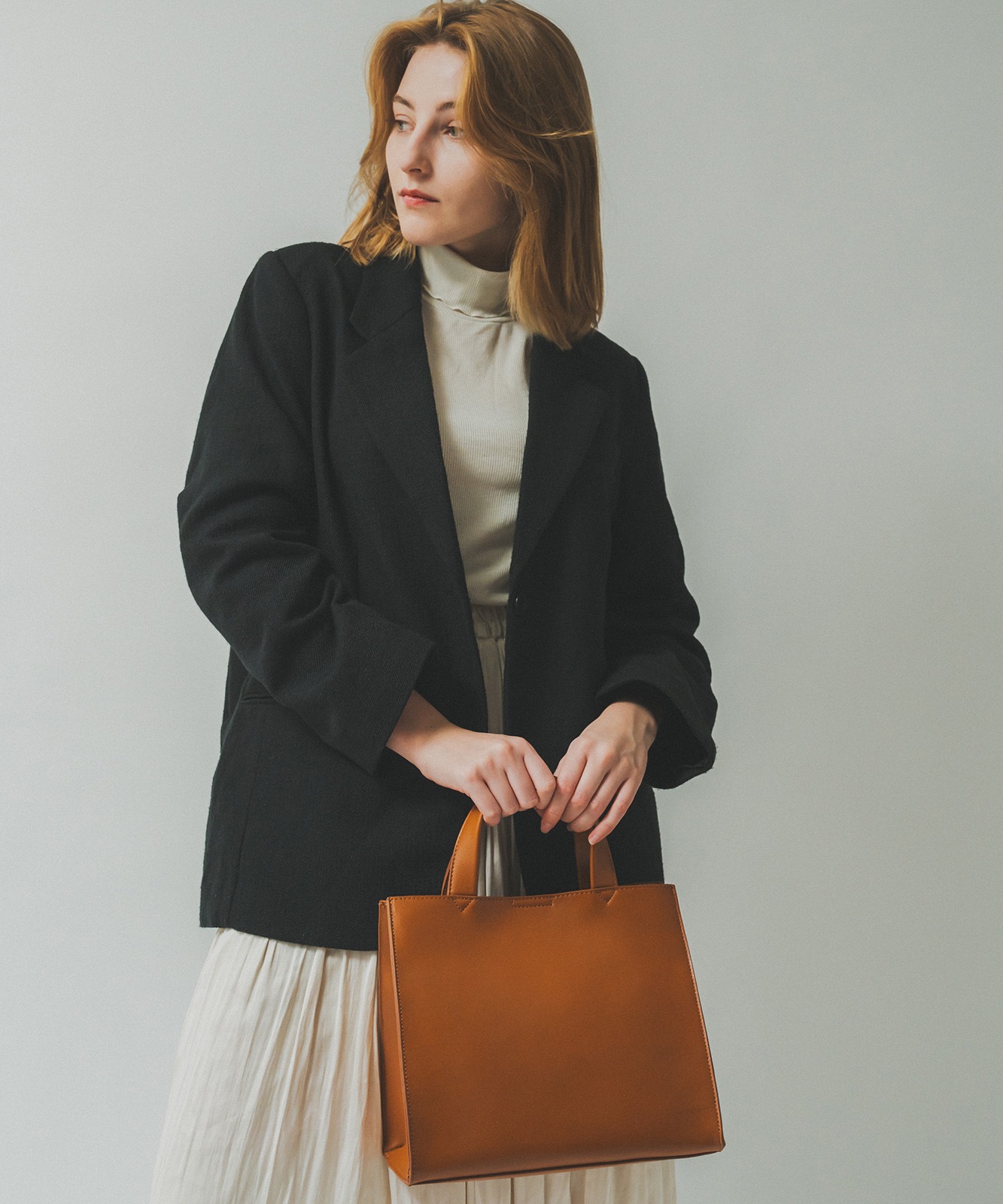 【 Rename 】 カウレザー スクエア ミニトートバッグ 本革 レディース メンズ ユニセックス おしゃれ 通勤 通学 ママバッグ RTL23089