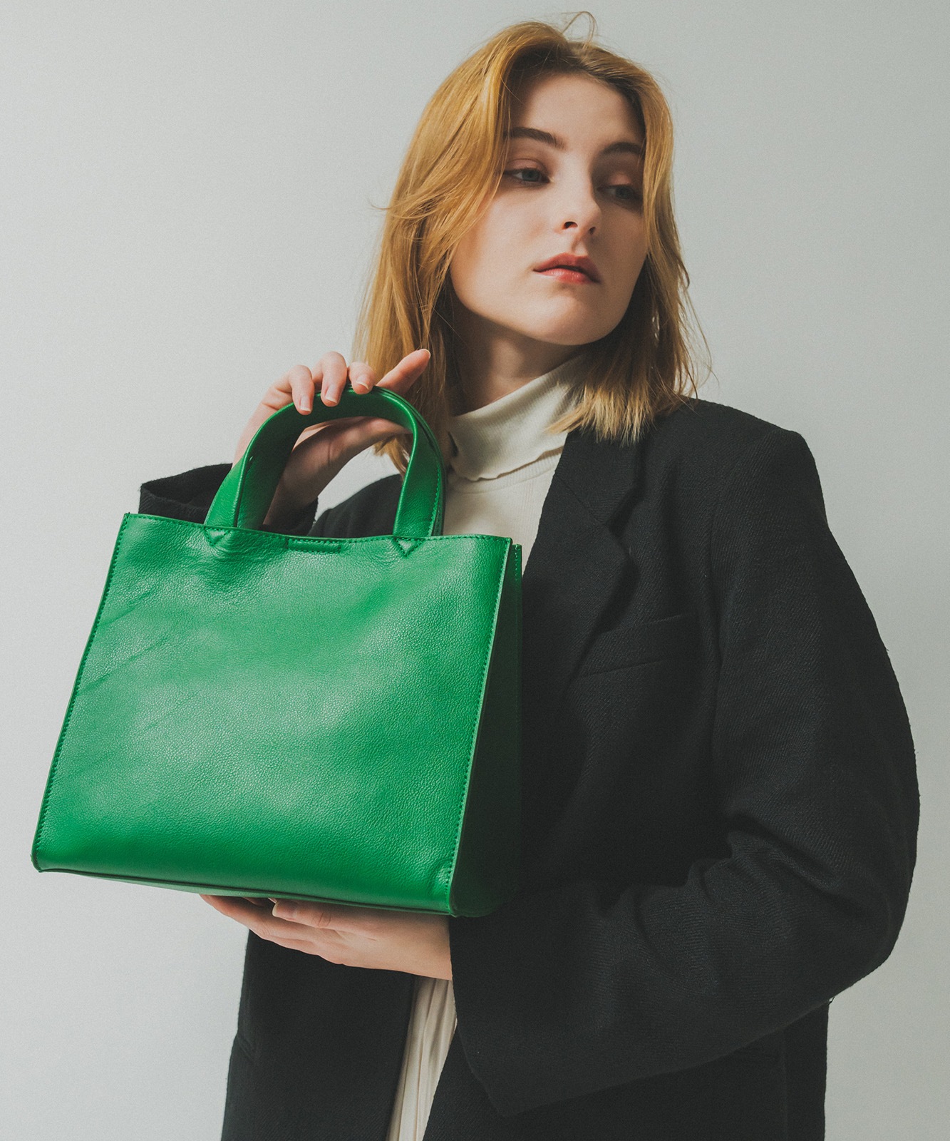 Rename 】 カウレザー スクエア ミニトートバッグ 本革 レディース