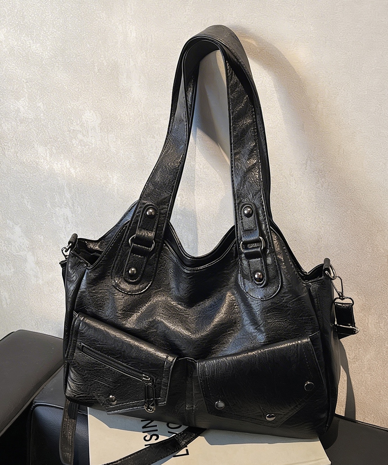 【 DEVICE select 】 ヴィンテージライク フェイクレザー トートバッグ 韓国ファッション 2way ショルダーバッグ 大容量 Y2K ストリート レディース TA1277