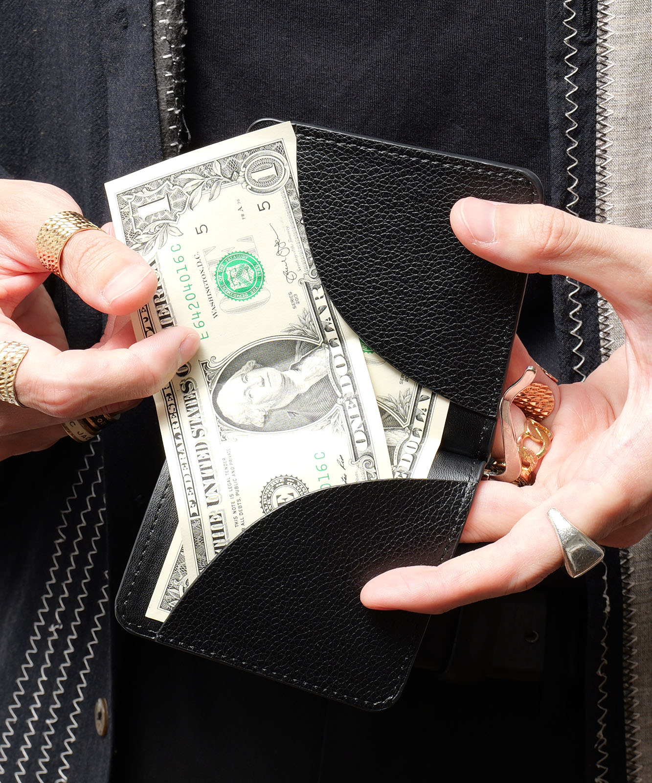 Rename PUマネークリップ