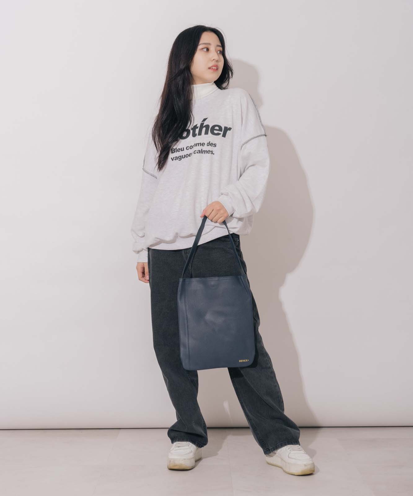 DEVICE＋　 カウレザー オリジナルロゴ ショルダーバッグ 