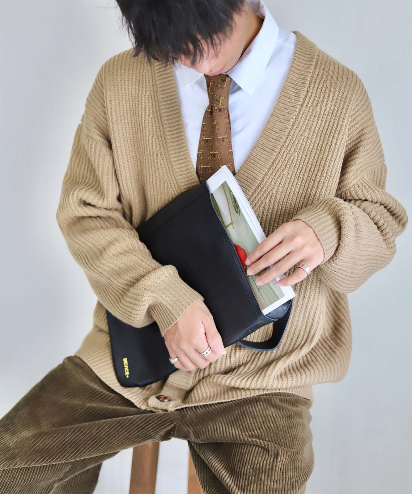 DEVICE＋　 カウレザー オリジナルロゴ ショルダーバッグ 