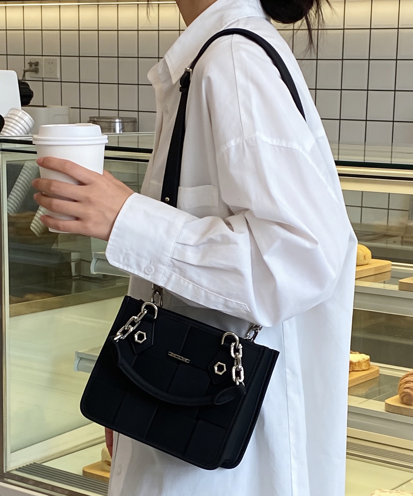 【 DEVICE select 】 ショルダーバッグ レディース 斜めがけ 2way ハンドバッグ チェーン 編み込み メッシュ 韓国 ファッション きれいめ 黒 TA1400B