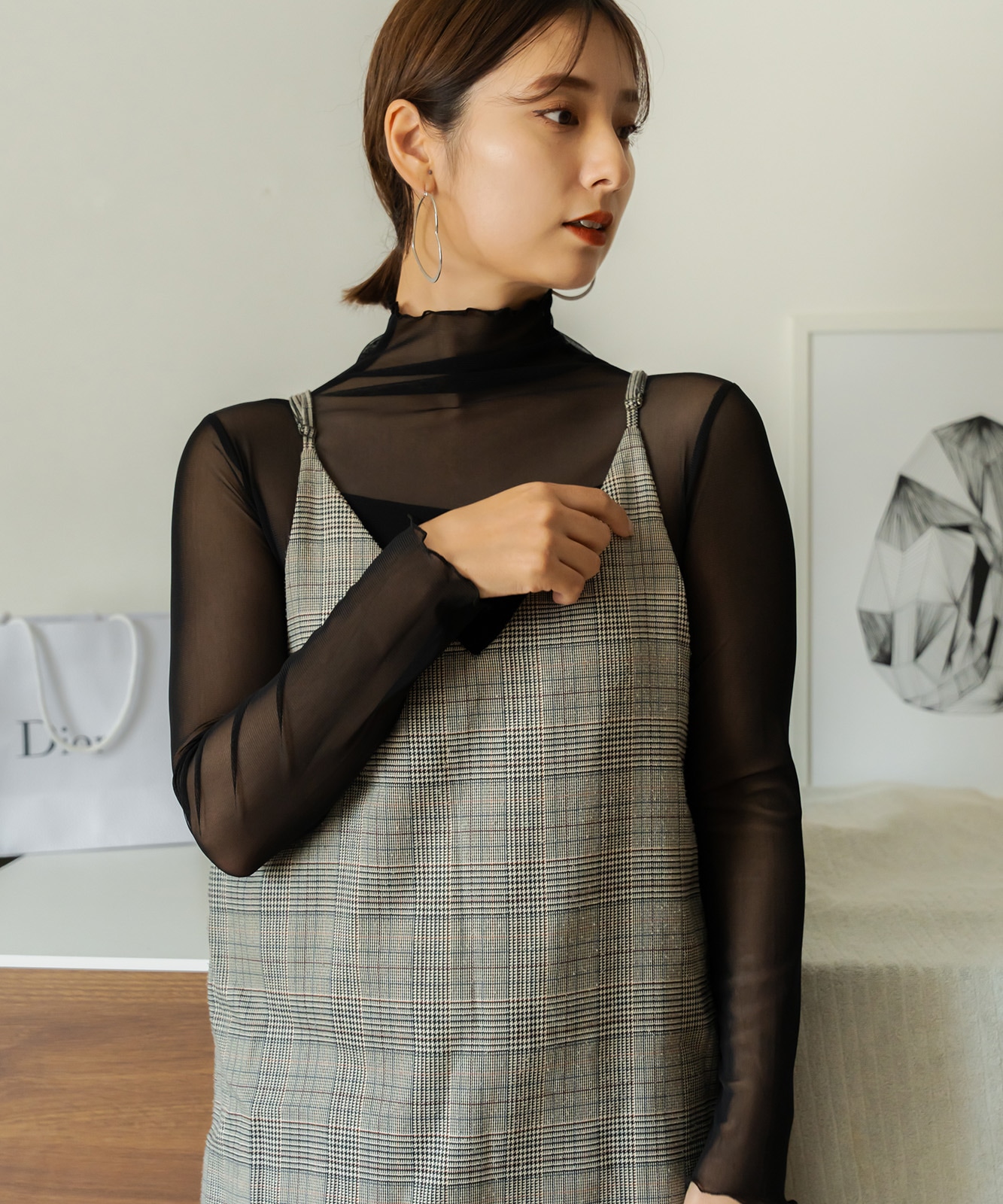 無地シアートップス