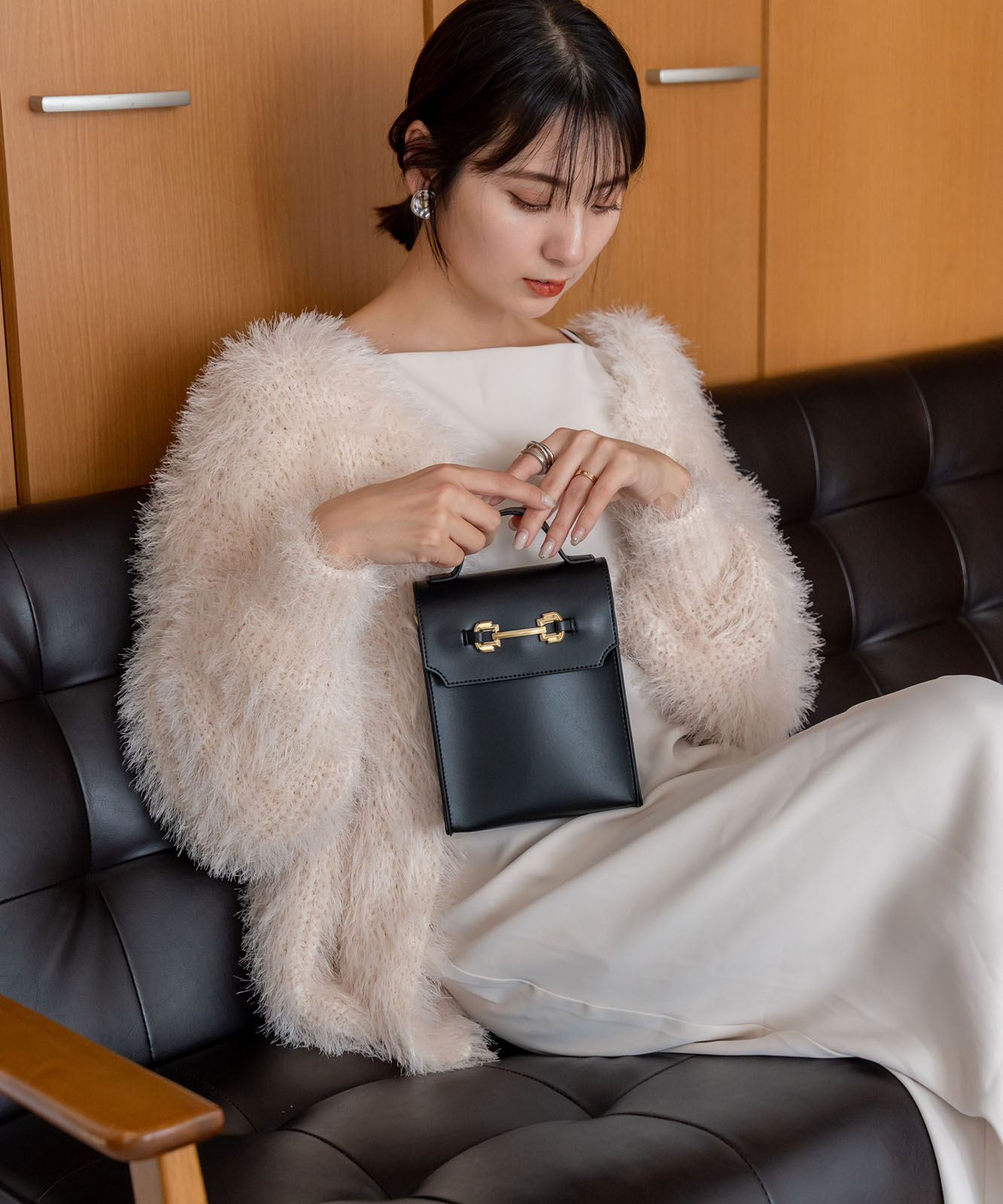 Rename ゴールドカラーバックル スクエア ミニショルダーバッグ