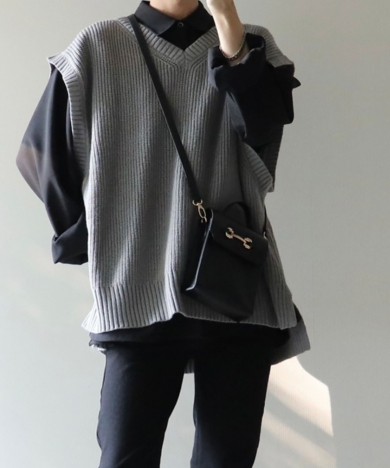 Rename ゴールドカラーバックル スクエア ミニショルダーバッグ