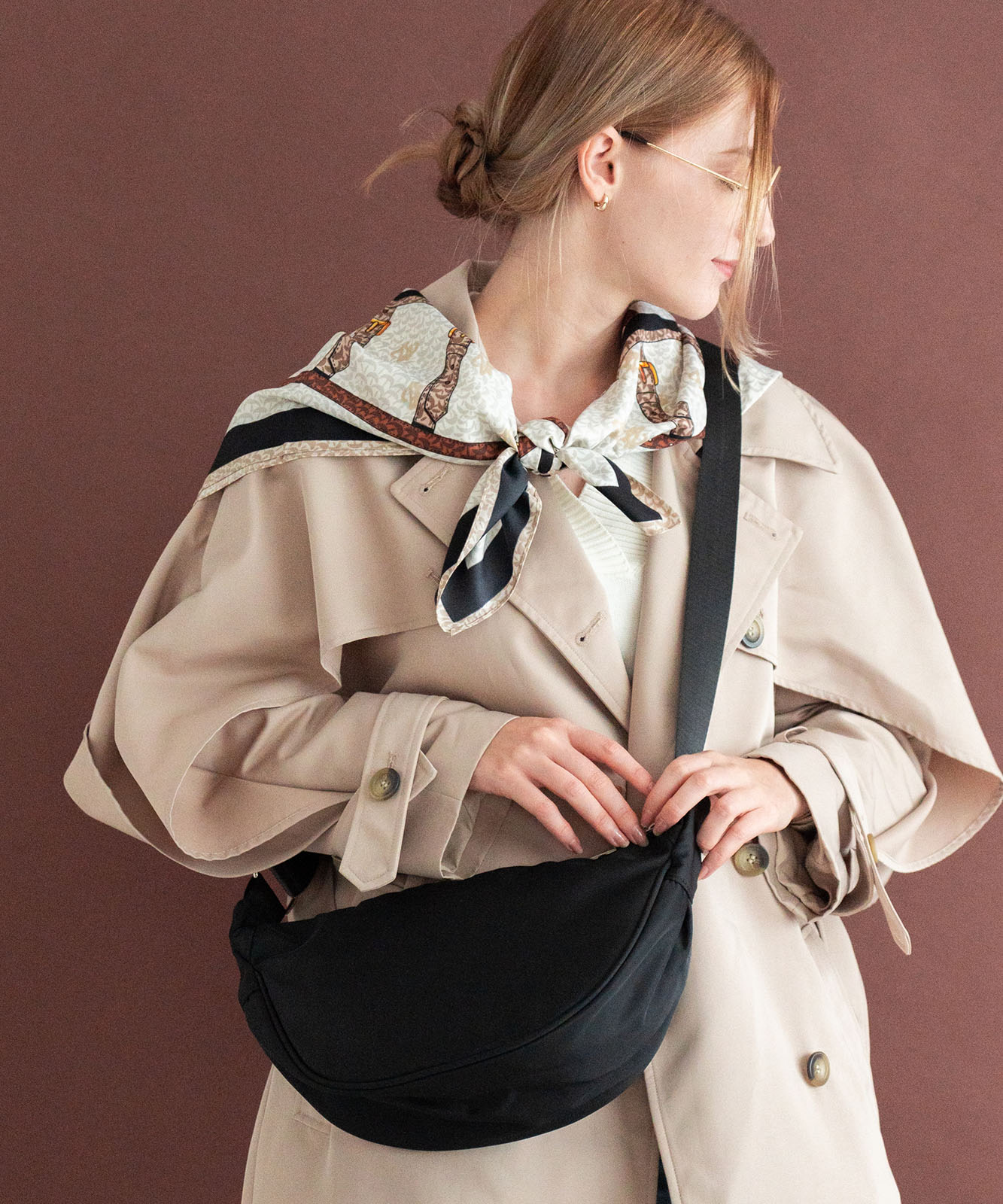 りなイルビゾンテ ハーフムーンクロスボディバッグ クロスボディ