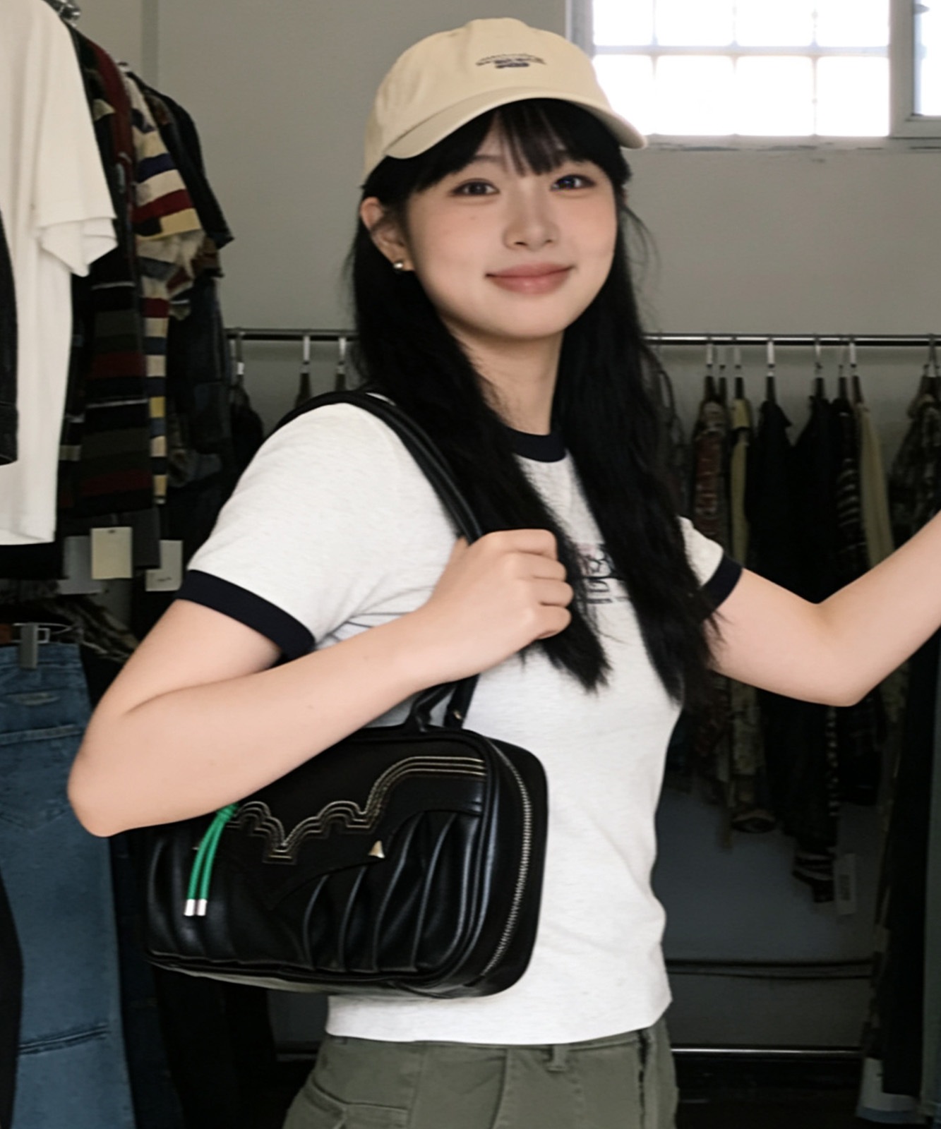 【 DEVICE 】 ボストンバッグ レディース 横長 ハンドバッグ ウエスタン スタッズ Y2K 韓国 ストリート 配色ステッチ 肩掛け 黒 DHG26045