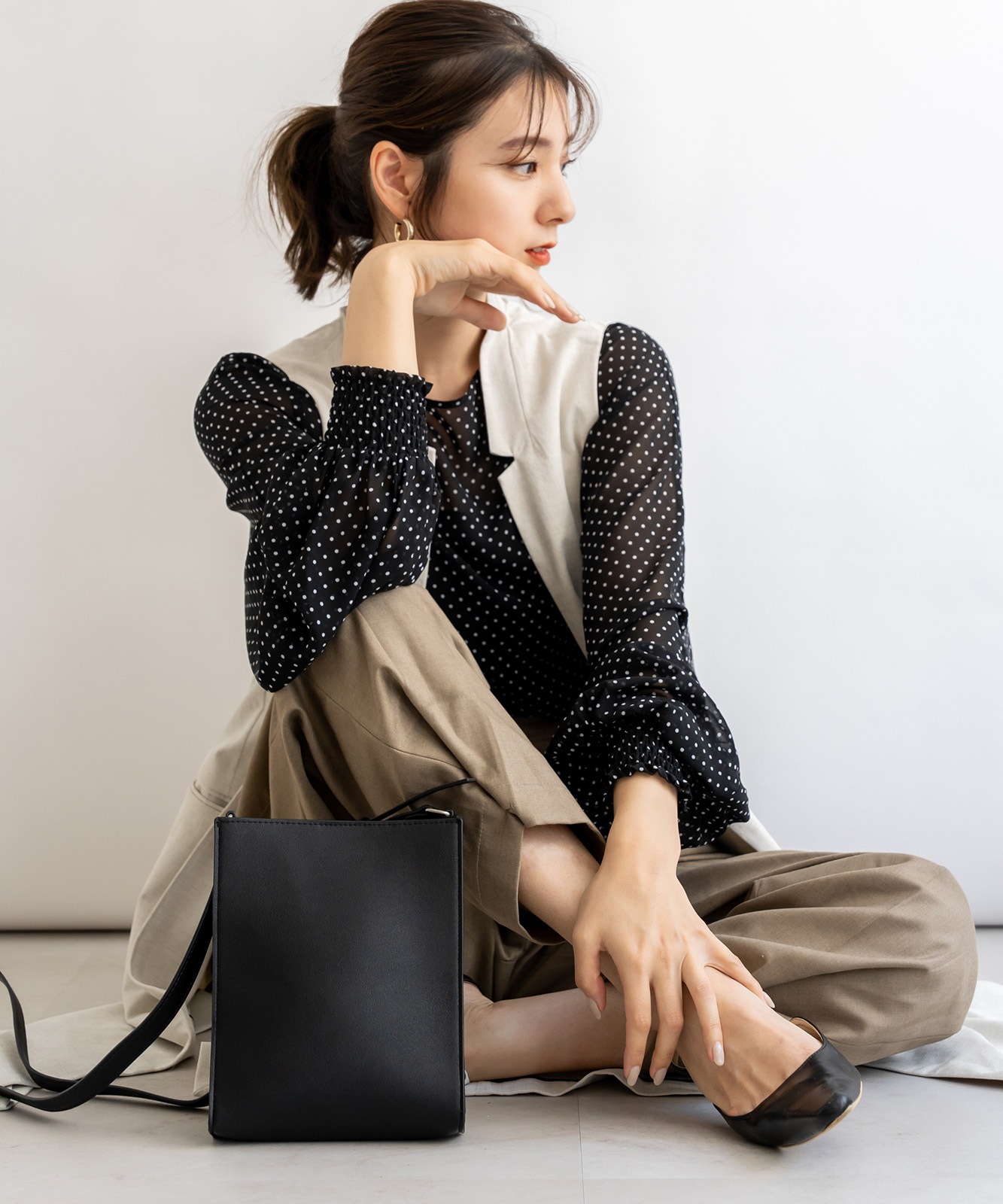 【 DEVICE × ユウコラボ 】 Rename ビッグ スクエア ショルダーバッグ メンズ レディース ユニセックス 高級感 おしゃれ RSG21028
