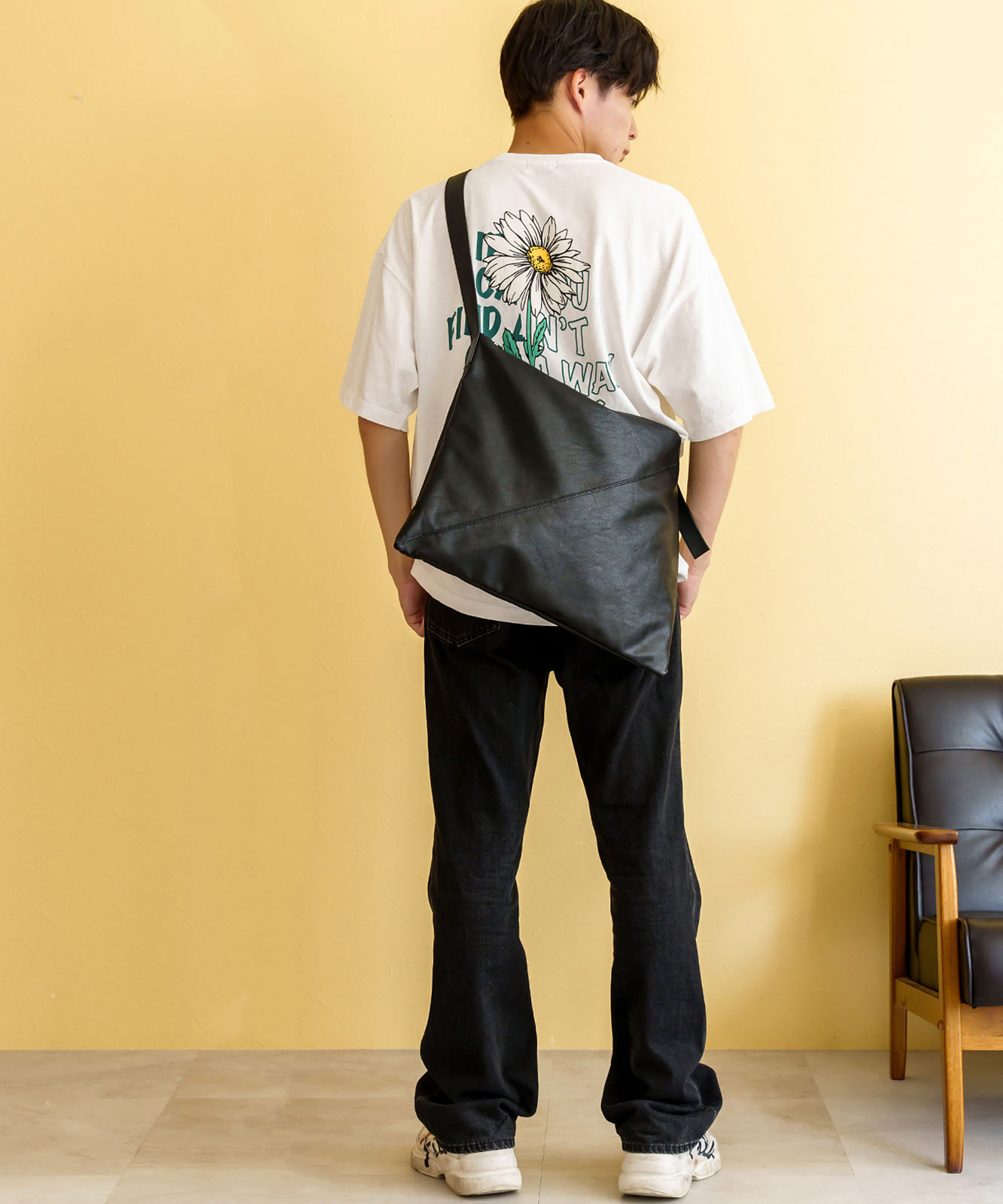 DEVICE＋ フェイクレザーベルト ショルダーバッグ