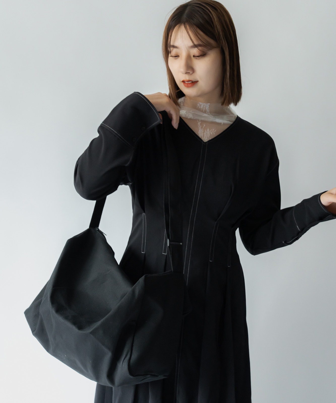 Rename キャンバス ショルダーバッグ