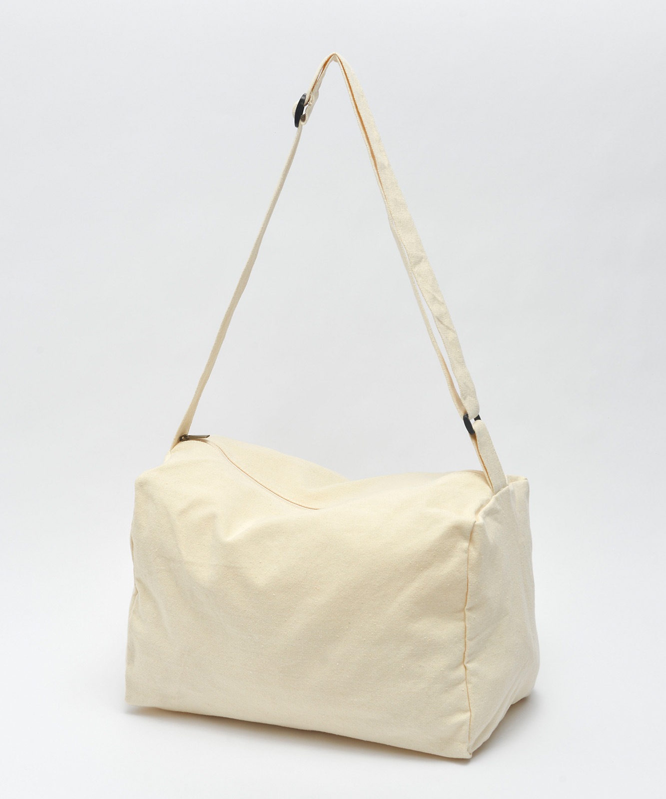 Rename キャンバス ショルダーバッグ