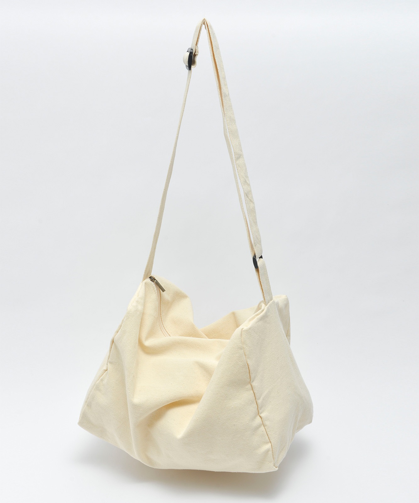 Rename キャンバス ショルダーバッグ