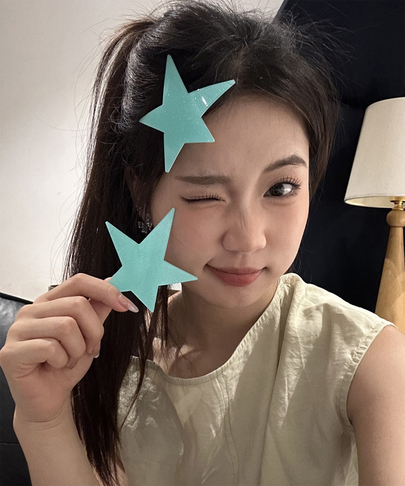 【 DEVICE select 】 ヘアクリップ 星型 大きめ スター ラメ ヘアアクセサリー Y2K 韓国 メンズ レディース ユニセックス TA1719F