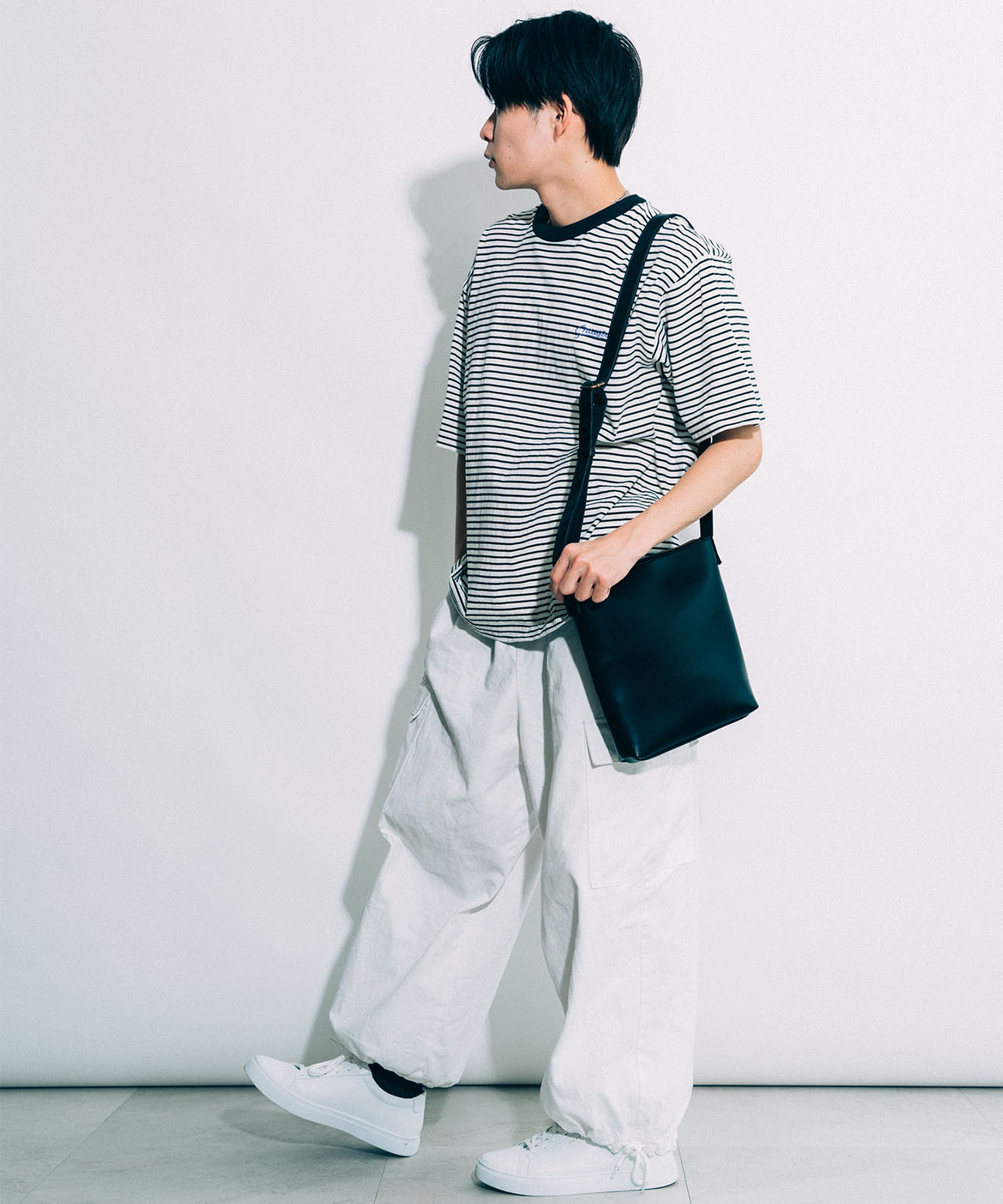 DEVICE フェイクレザー ゴールドカラー ショルダーバッグ