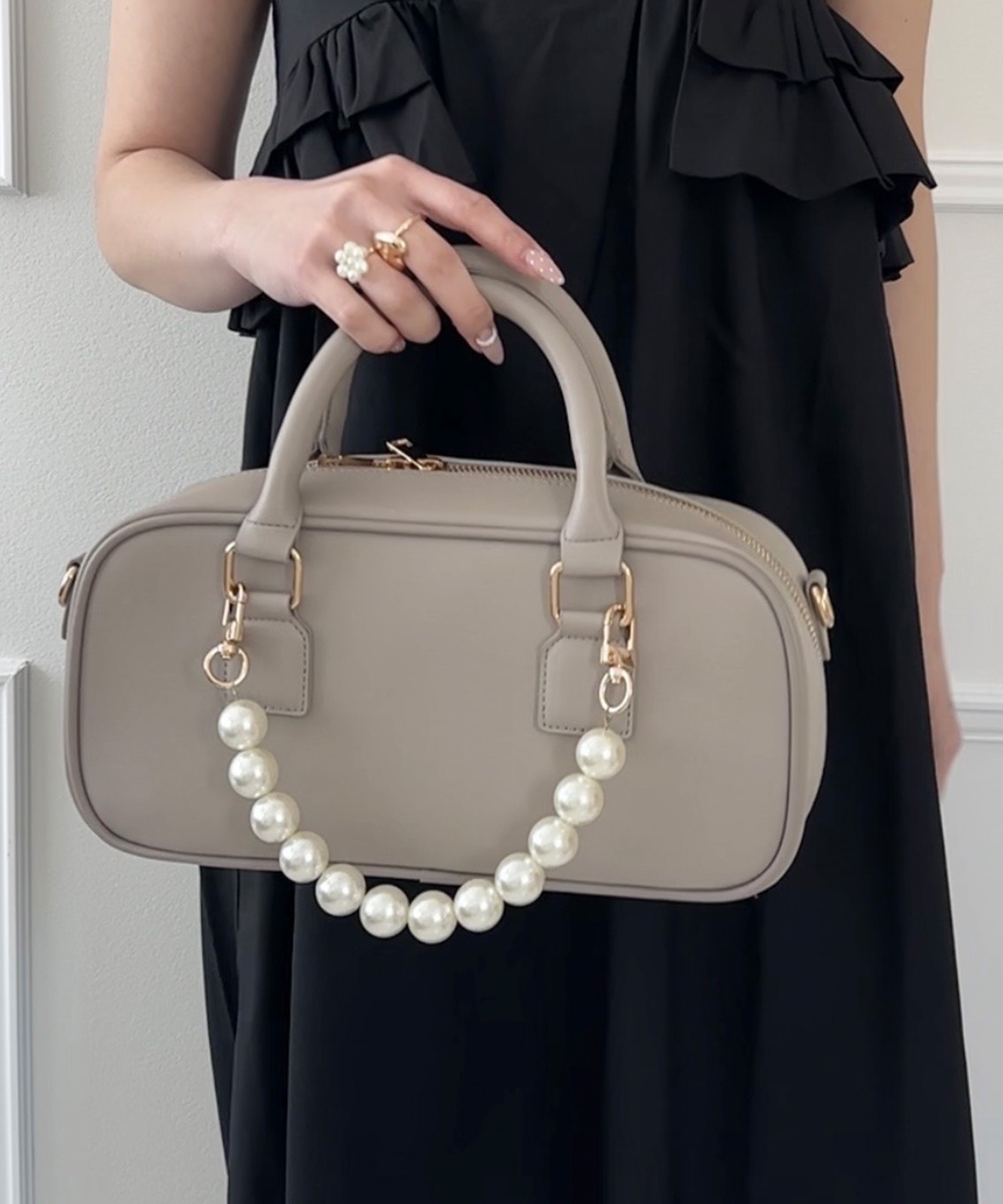 【 REAIMER 】 パールチャーム付き 2WAY ミニボストン ショルダーバッグ レディース ハンドバッグ 斜めがけ セレモニー オケージョン MBG26056