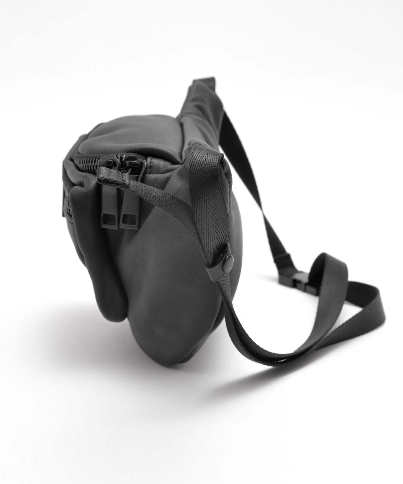 Rename 本革 ミニ ウエストバッグ