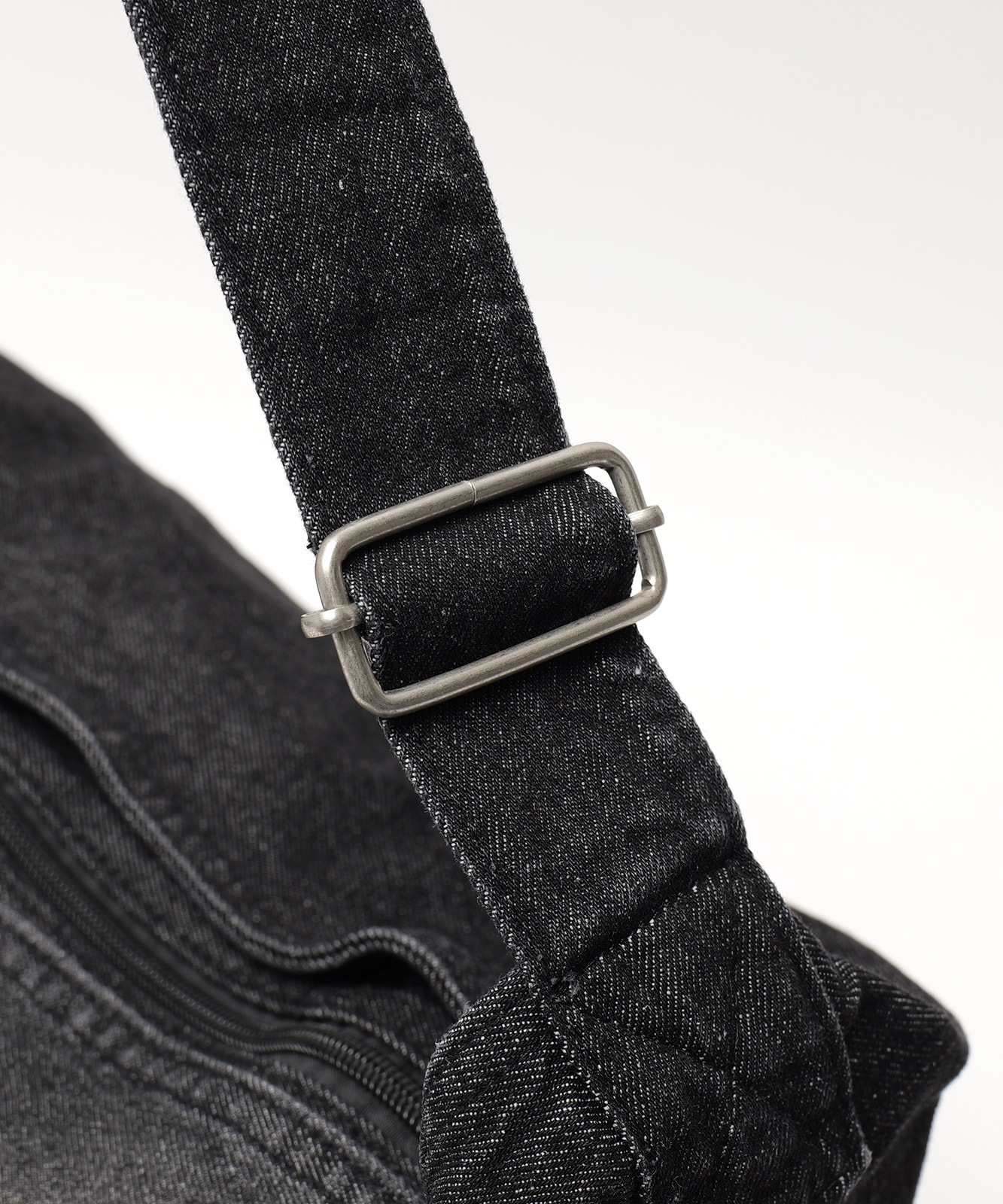 DEVICE ウォッシュ デニム ショルダーバッグ