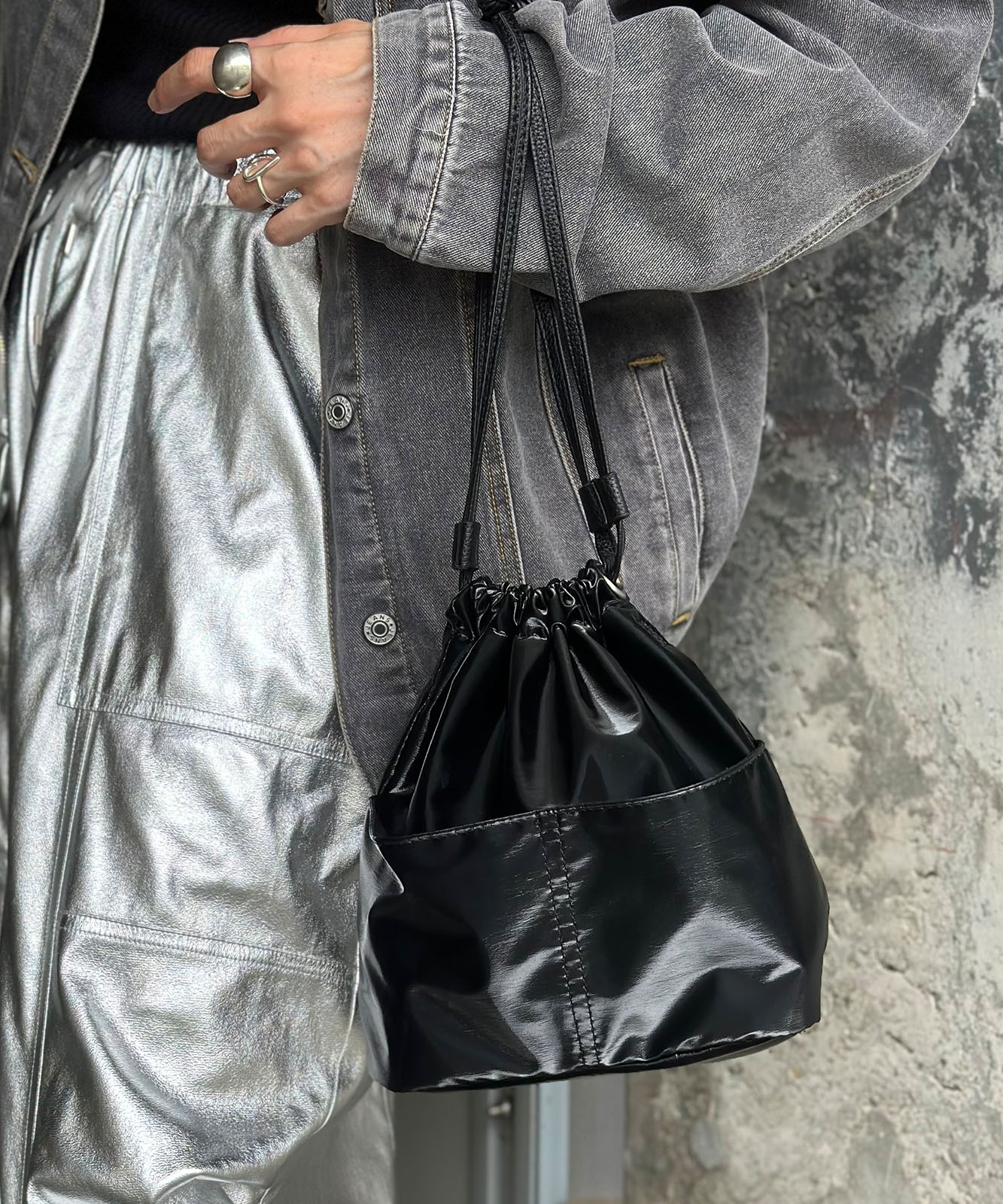 インフルエンサーIMOKO×DEVICEコラボ】 Rename 3way シャイニー巾着