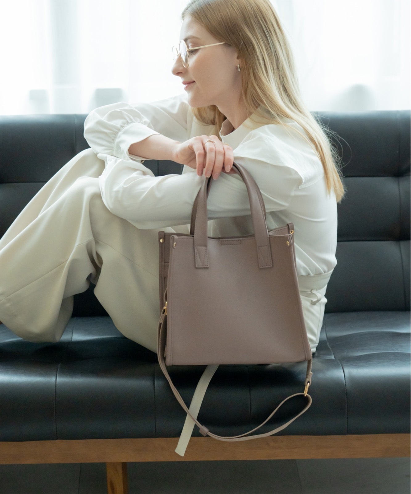 Rename 】 スクエア ミニ ボックス トートバッグ 本革 レザー