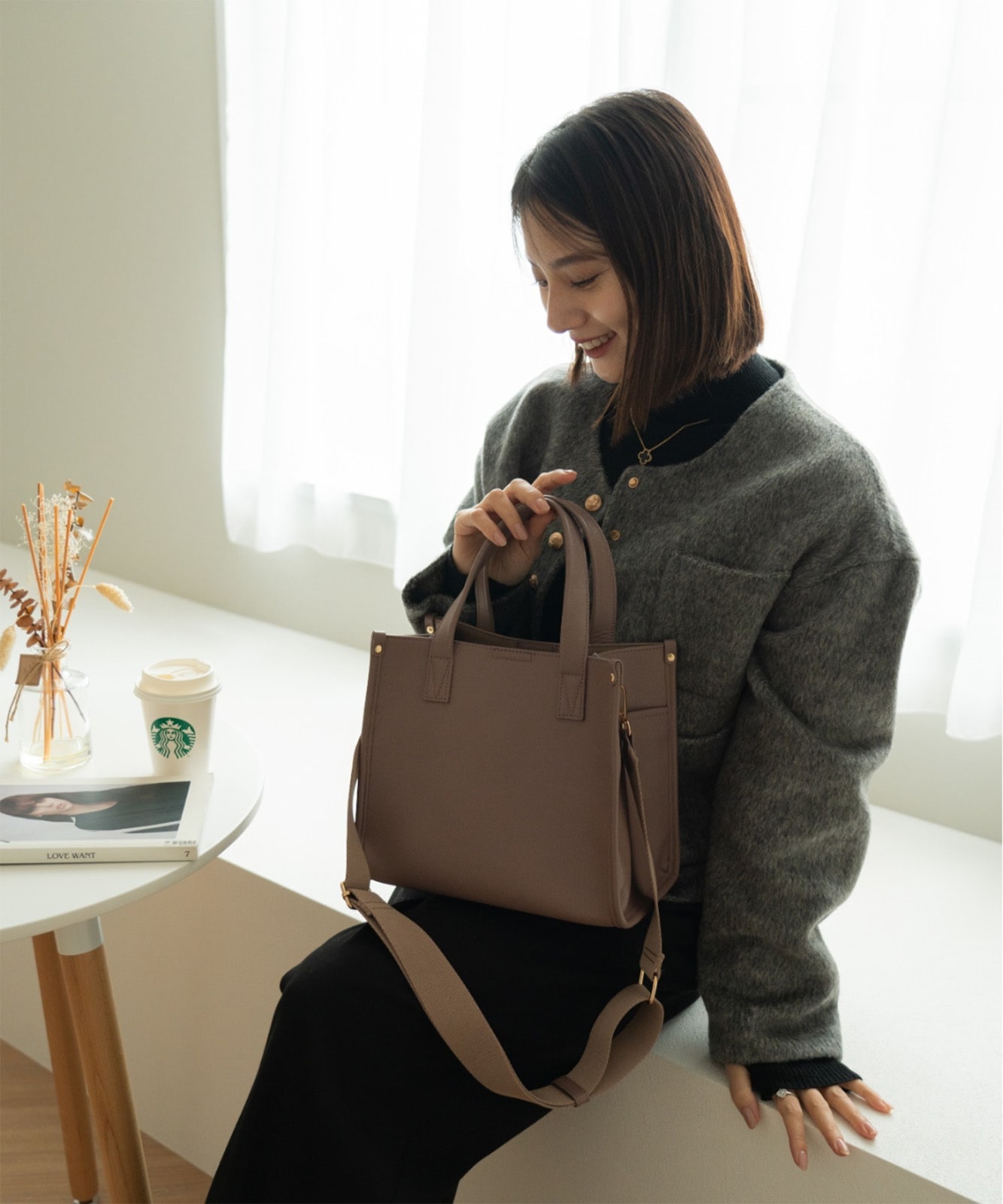 【 Rename 】 スクエア ミニ ボックス トートバッグ 本革 レザー レディース メンズ ユニセックス おしゃれ 高見え 上品 通勤 カジュアル 大人 女性 学生 RTL24010