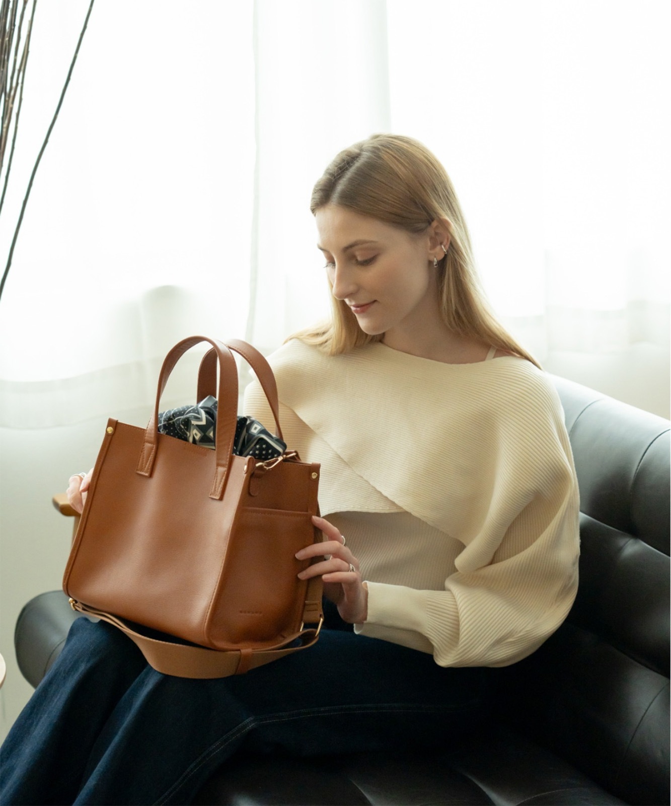 【 Rename 】 スクエア ミニ ボックス トートバッグ 本革 レザー レディース メンズ ユニセックス おしゃれ 高見え 上品 通勤 カジュアル 大人 女性 学生 RTL24010