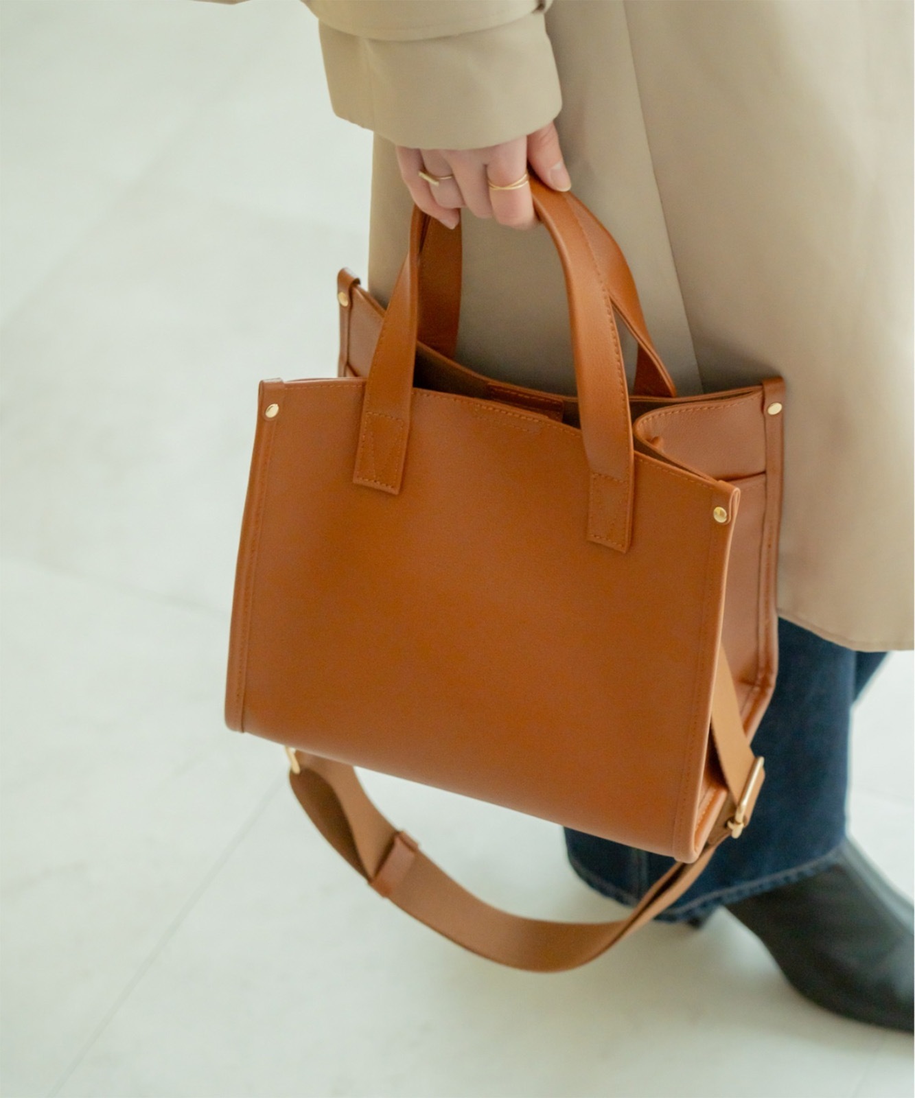 【 Rename 】 スクエア ミニ ボックス トートバッグ 本革 レザー レディース メンズ ユニセックス おしゃれ 高見え 上品 通勤 カジュアル 大人 女性 学生 RTL24010