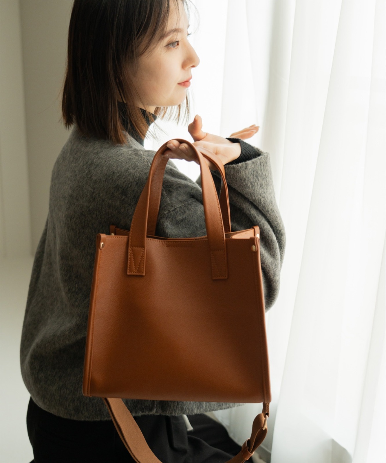 【 Rename 】 スクエア ミニ ボックス トートバッグ 本革 レザー レディース メンズ ユニセックス おしゃれ 高見え 上品 通勤 カジュアル 大人 女性 学生 RTL24010