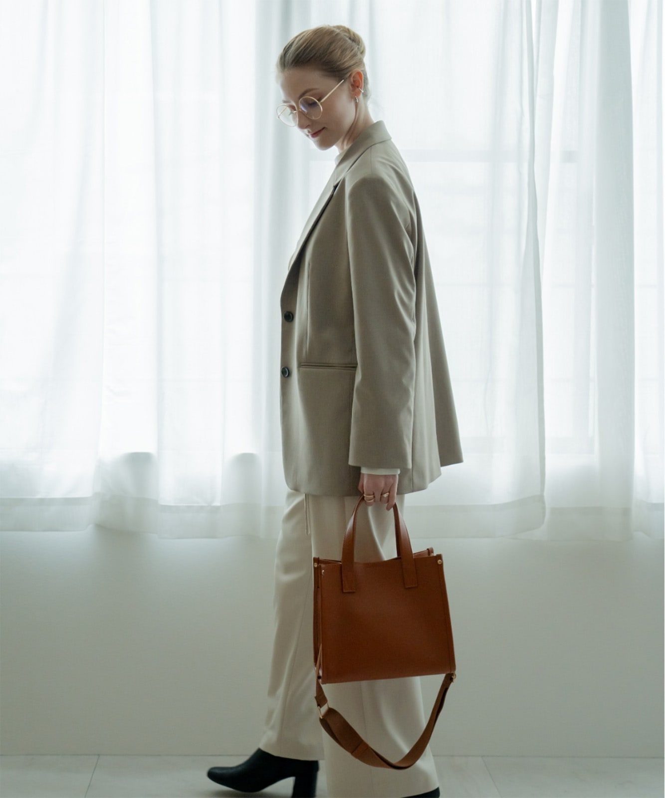 【 Rename 】 スクエア ミニ ボックス トートバッグ 本革 レザー レディース メンズ ユニセックス おしゃれ 高見え 上品 通勤 カジュアル 大人 女性 学生 RTL24010