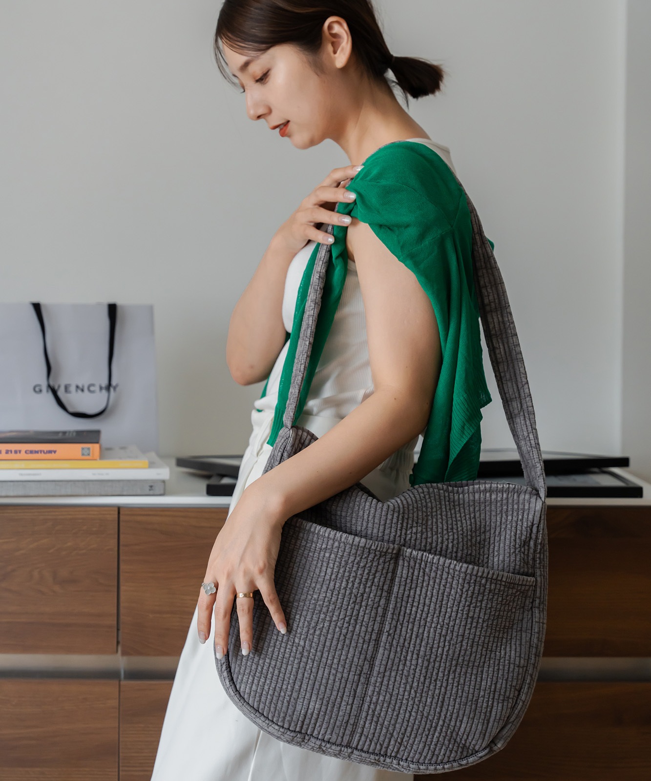 Rename  ヌビショルダーバッグ マザーズバッグ 斜めがけバッグ 丸洗いOK メンズ レディース