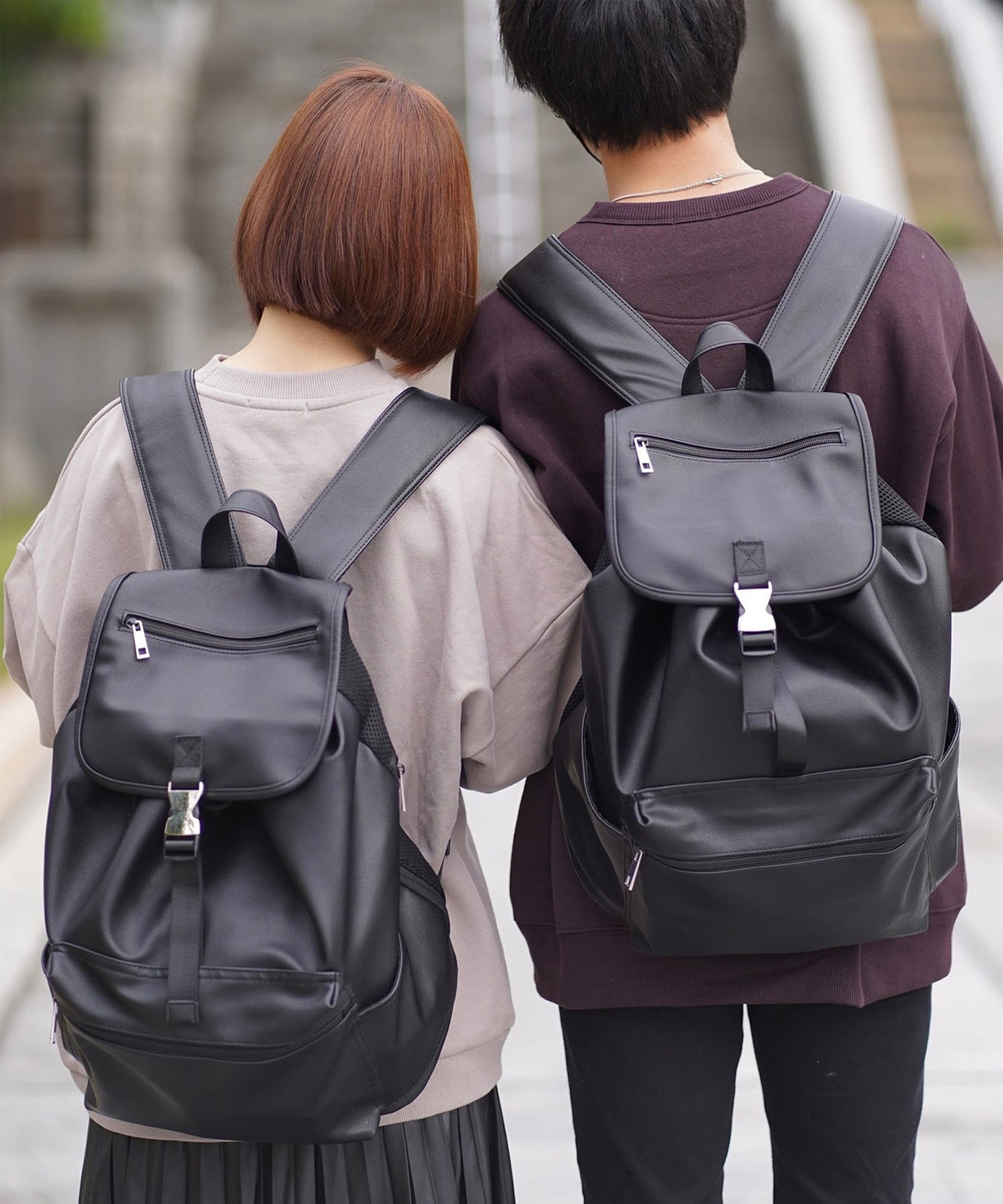 Rename フェイクレザー ギャザーデザイン バックパック RRG21049