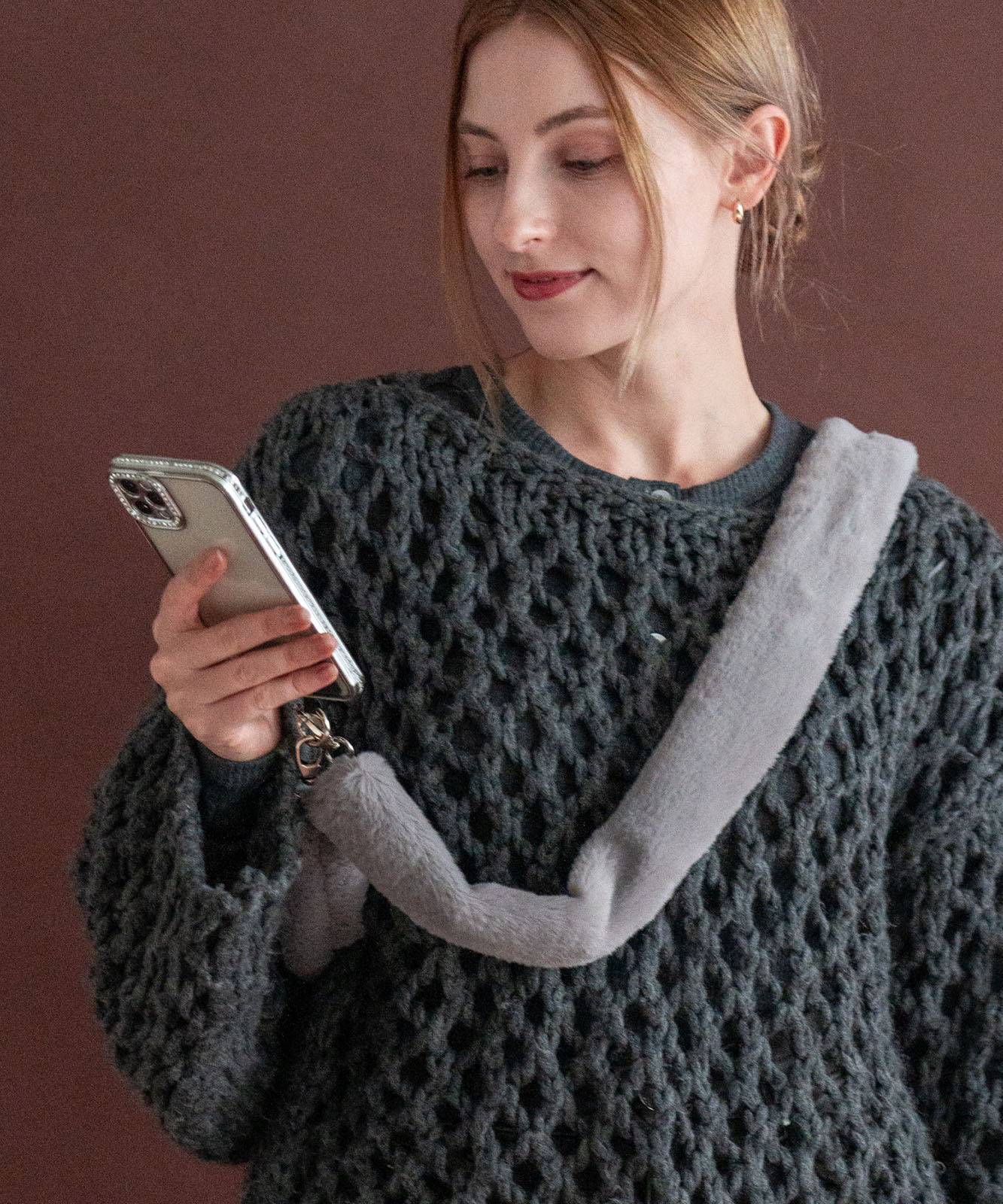 【 Rename 】 チュールフリル シアー スマホショルダー クロスボディストラップ マルチストラップ レディース ユニセックス 学生 旅行 ママ おしゃれ カジュアル RSN24023