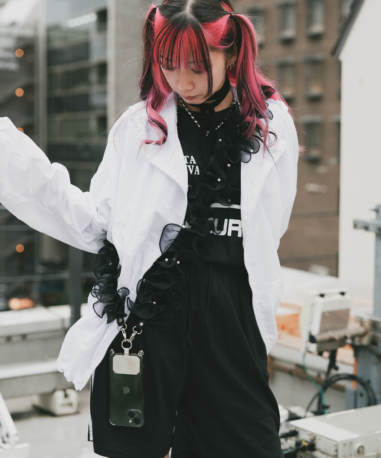 【 Rename 】 チュールフリル シアー スマホショルダー クロスボディストラップ マルチストラップ レディース ユニセックス 学生 旅行 ママ おしゃれ カジュアル RSN24023