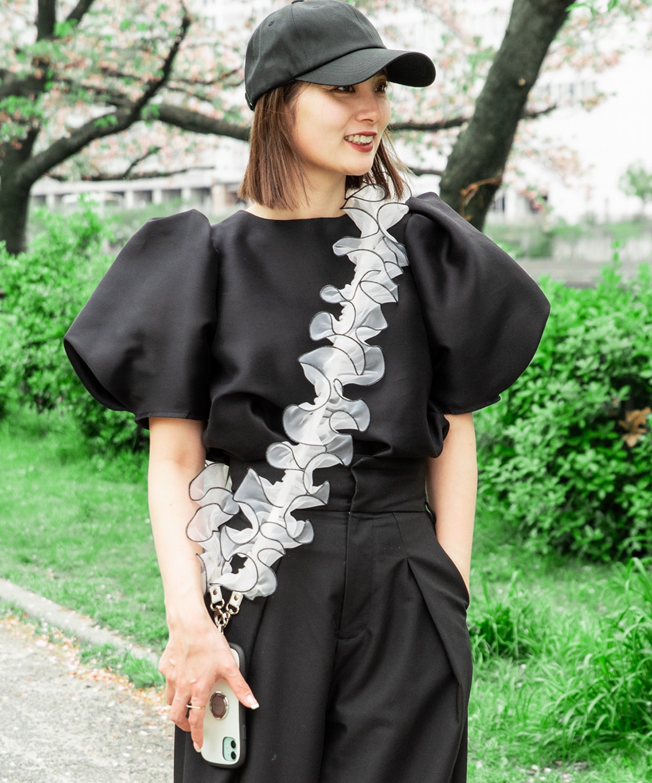 【 Rename 】 チュールフリル シアー スマホショルダー クロスボディストラップ マルチストラップ レディース ユニセックス 学生 旅行 ママ おしゃれ カジュアル RSN24023