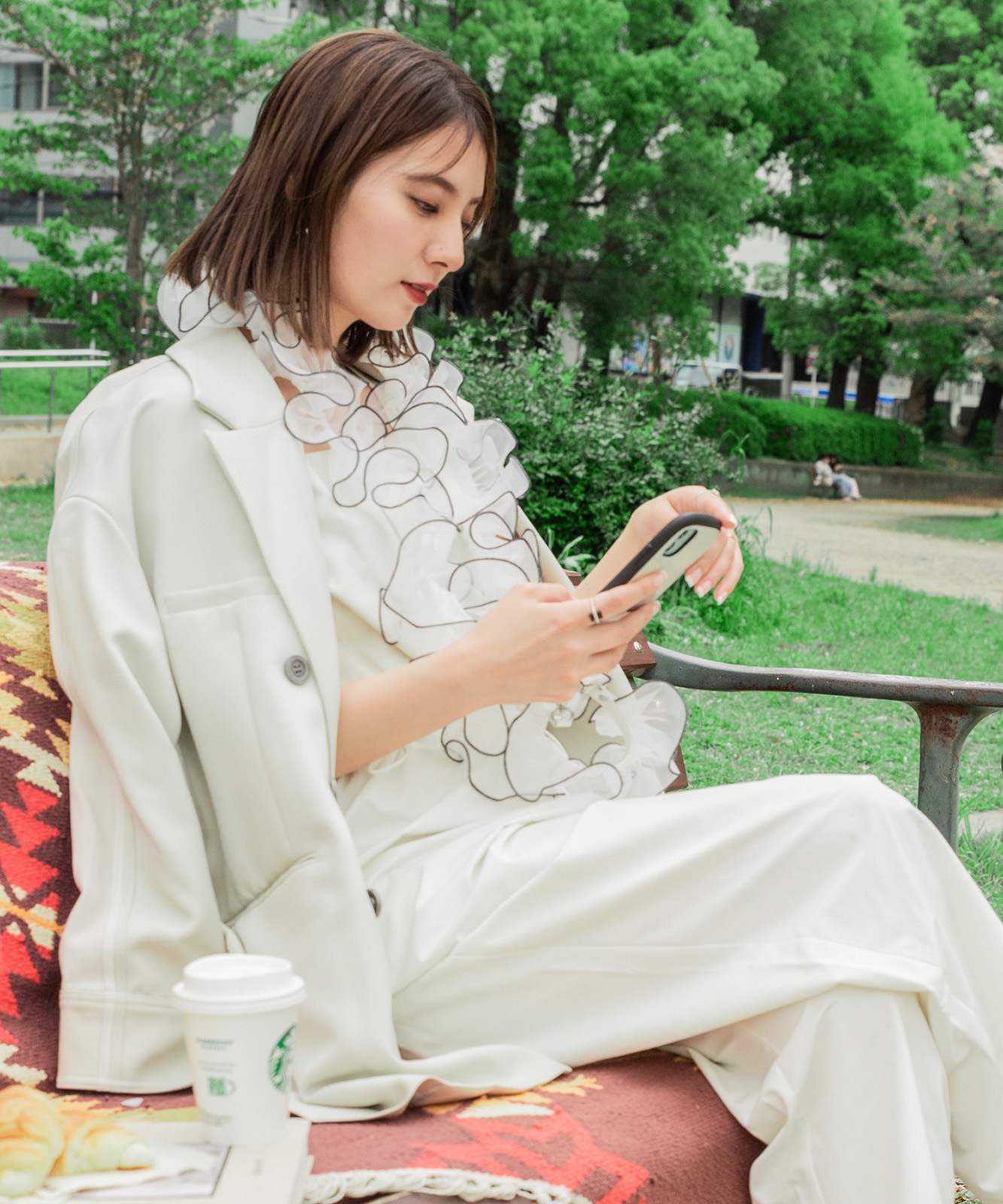 【 Rename 】 チュールフリル シアー スマホショルダー クロスボディストラップ マルチストラップ レディース ユニセックス 学生 旅行 ママ おしゃれ カジュアル RSN24023