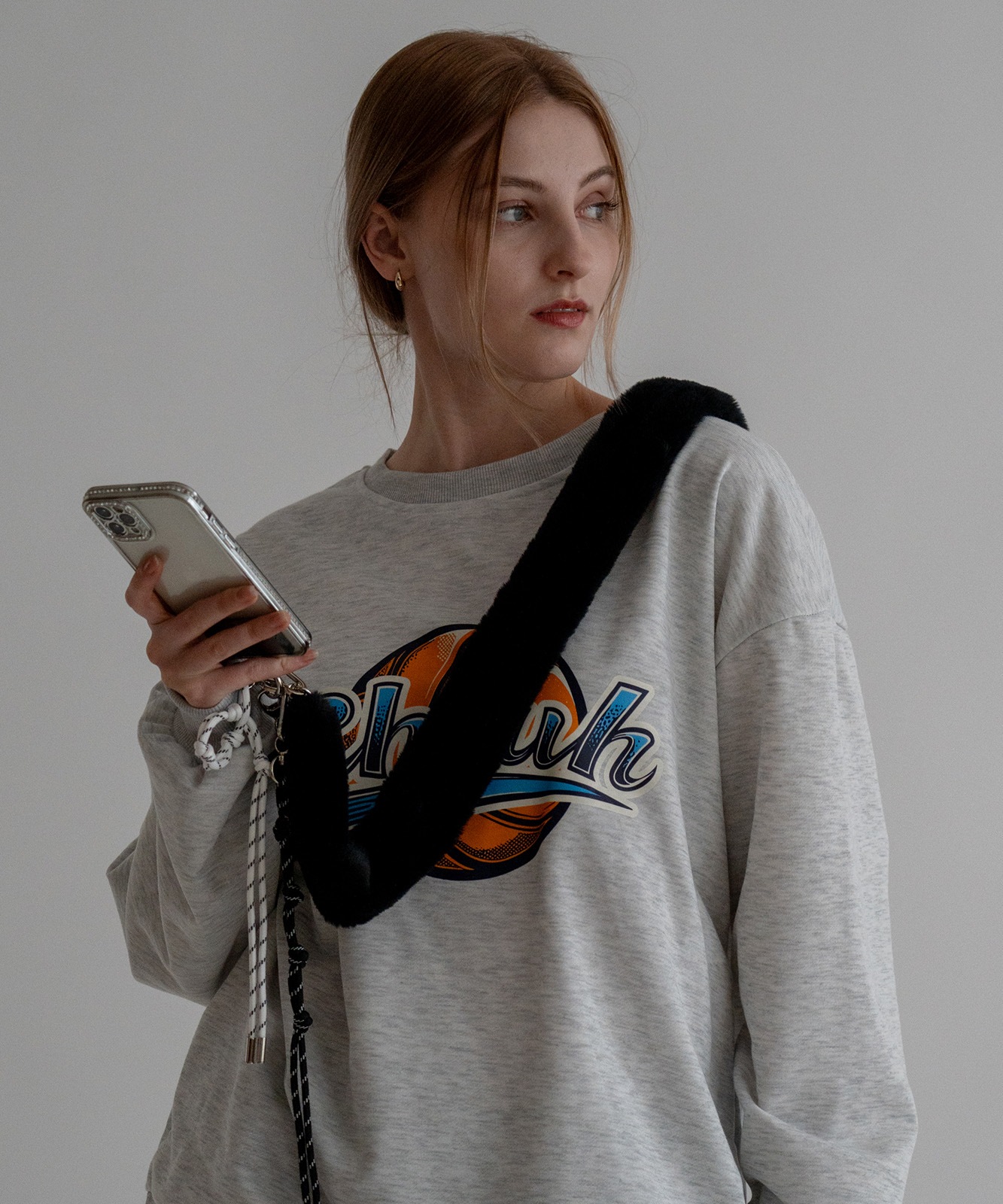 【 Rename 】 チュールフリル シアー スマホショルダー クロスボディストラップ マルチストラップ レディース ユニセックス 学生 旅行 ママ おしゃれ カジュアル RSN24023