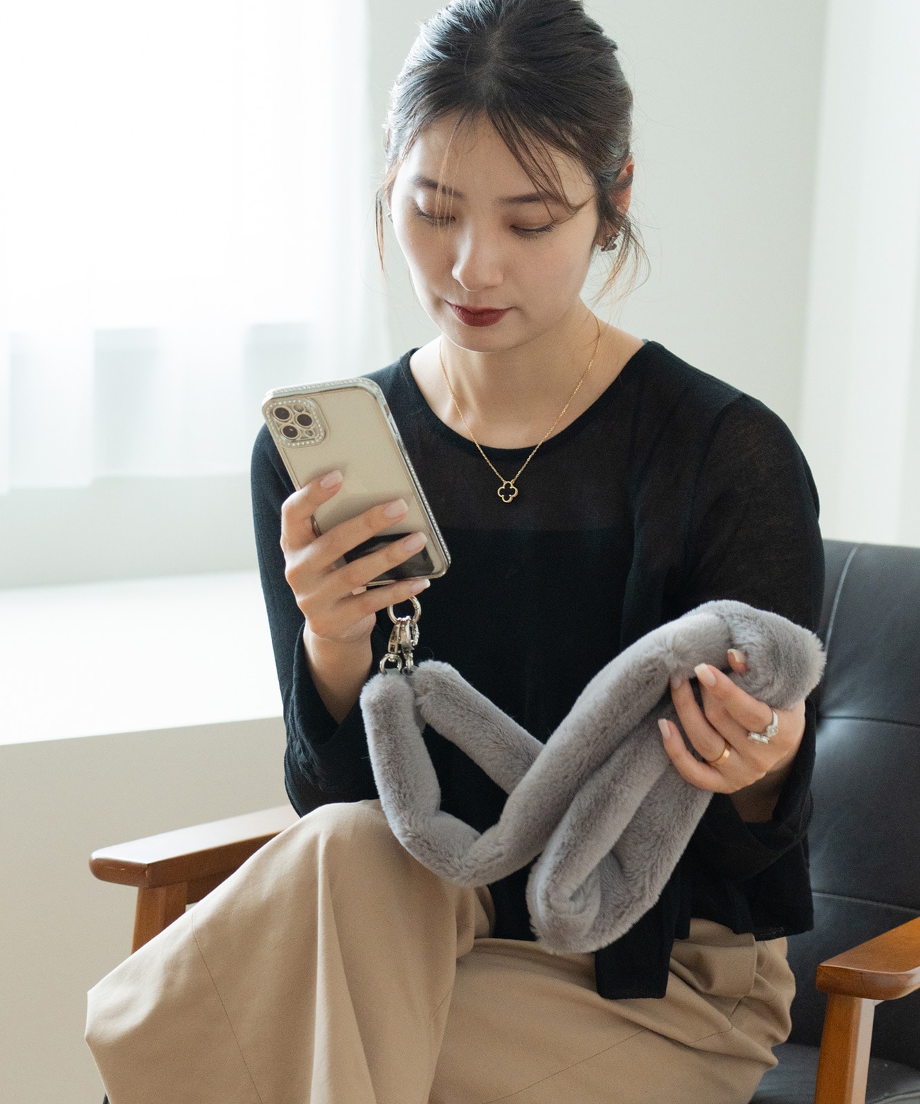 Rename 】 チュールフリル シアー スマホショルダー クロス