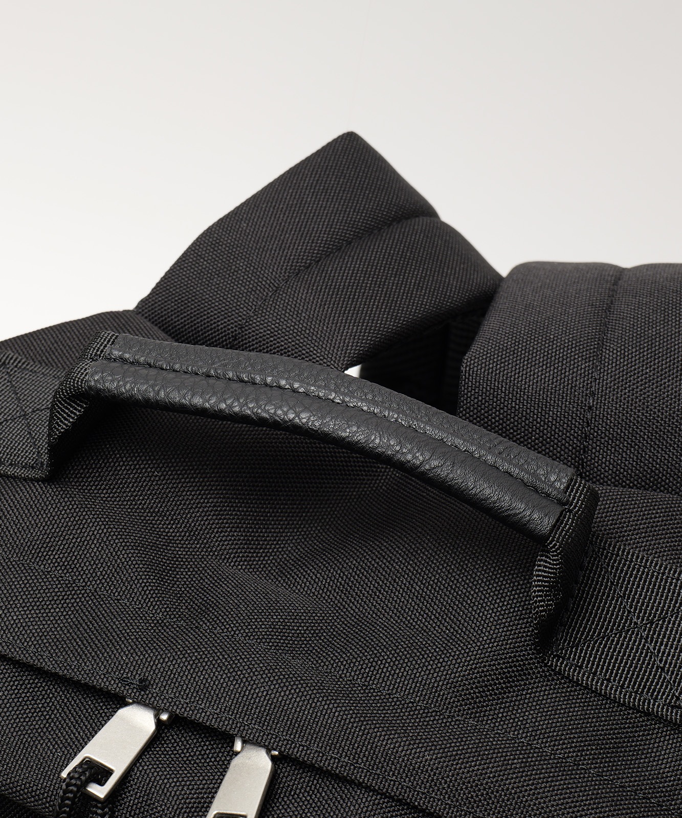 DEVICE メタルプレート バックパック リュック 大容量 ノームコア メンズ レディース