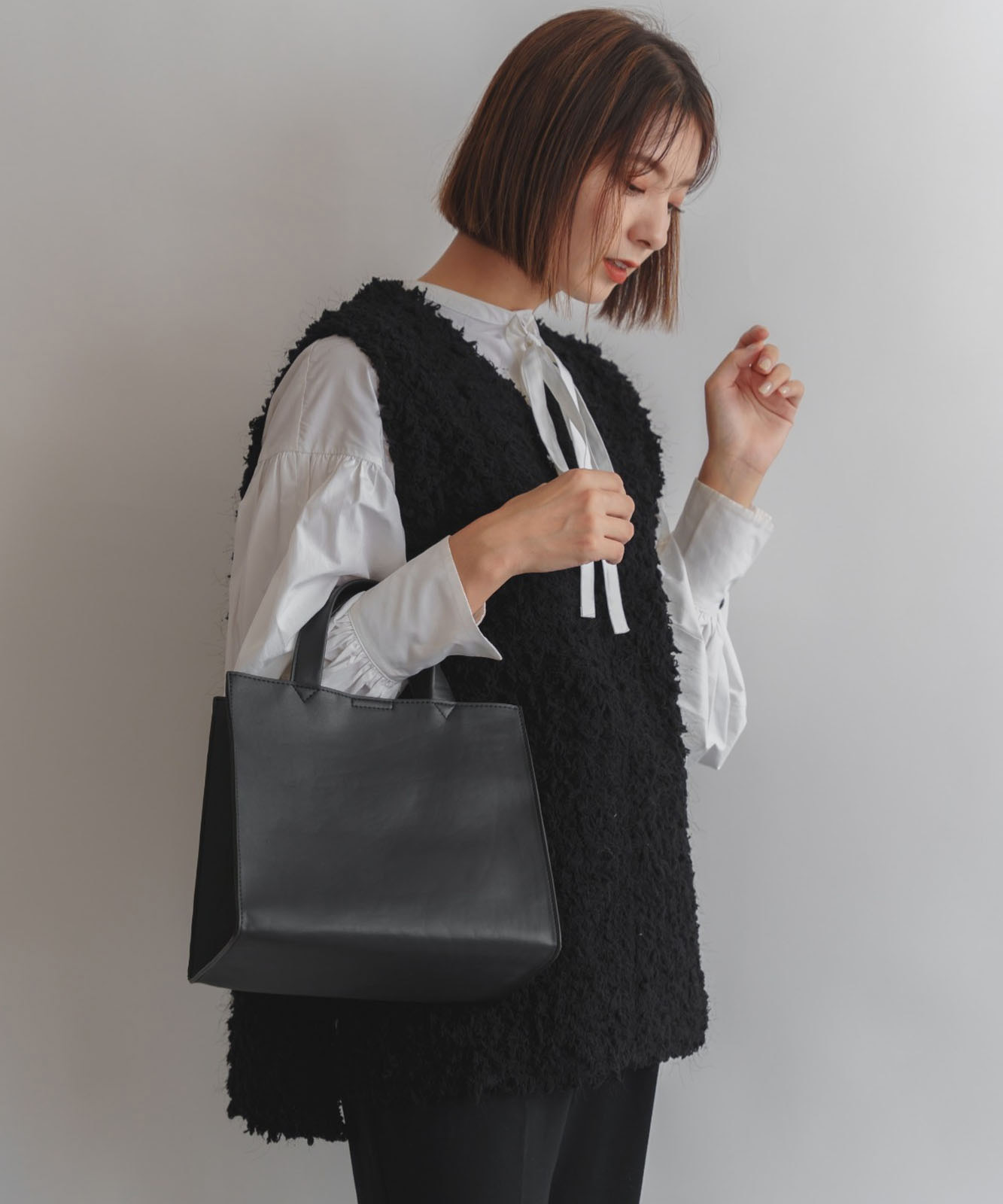 【 Rename 】 スクエア ミニトートバッグ フェイクレザー レディース メンズ ユニセックス おしゃれ 通勤 通学 ママ 学生 RTG22233