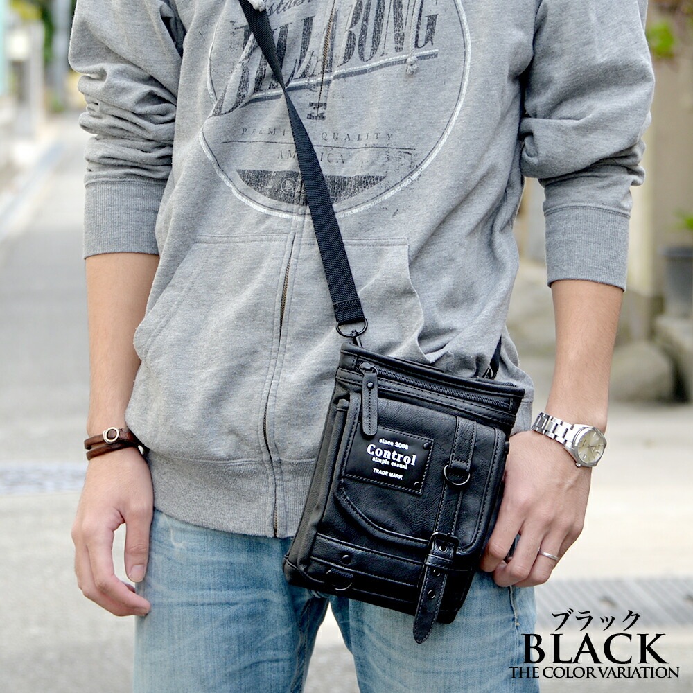 Control 2wayフェイクレザーポーチ