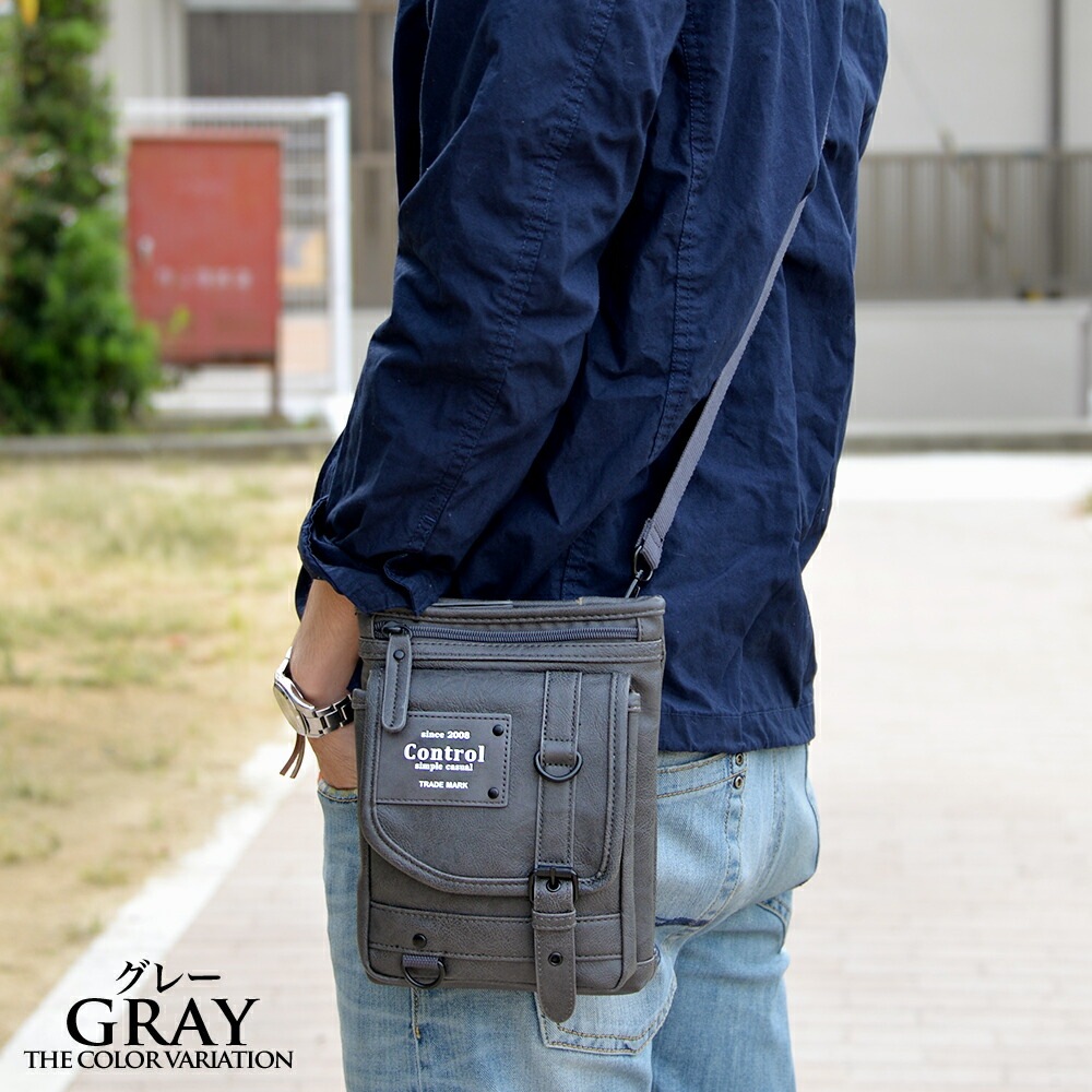 Control 2wayフェイクレザーポーチ