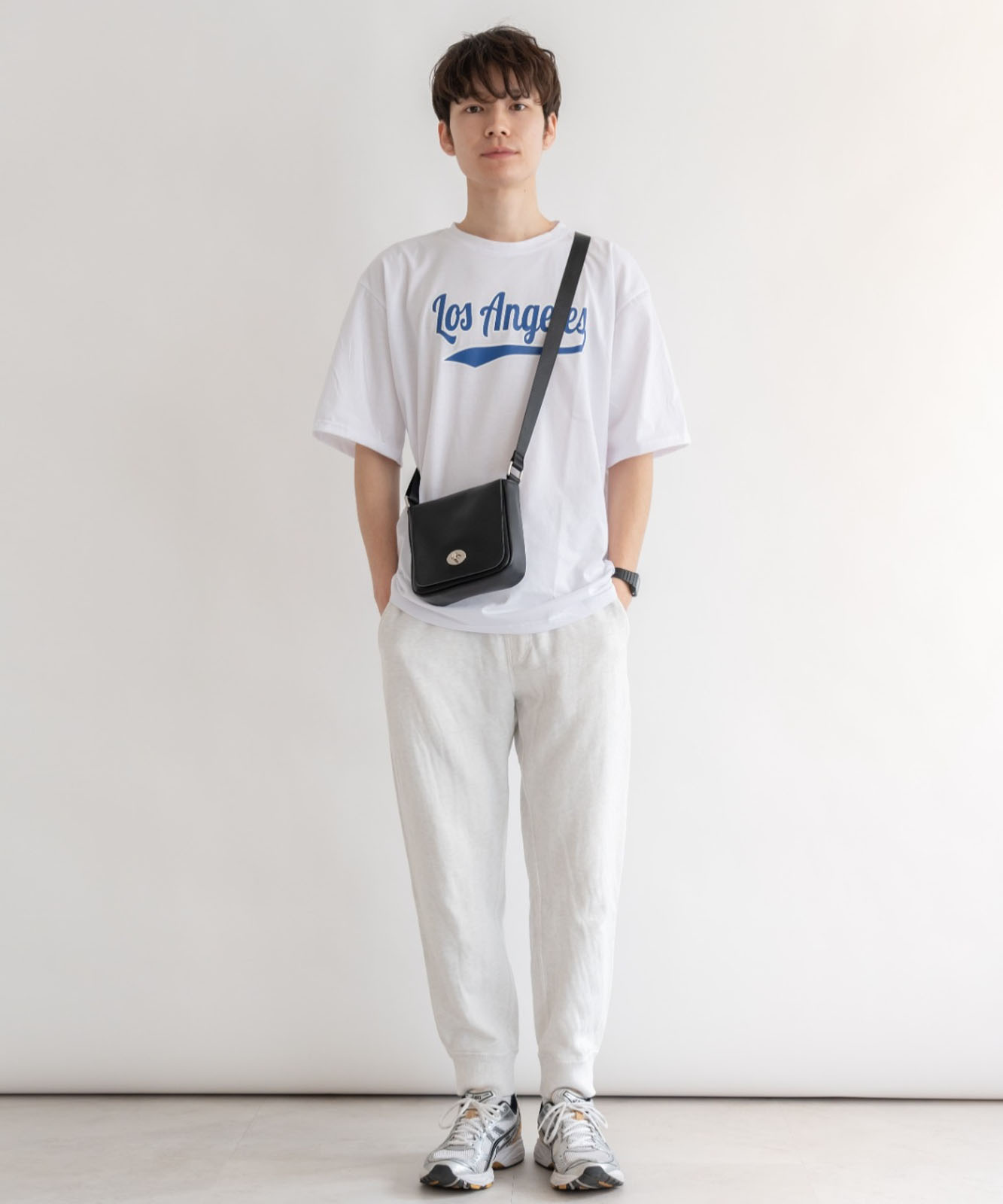 DEVICE＋ カウレザー フロントバックル ミニショルダーバッグ