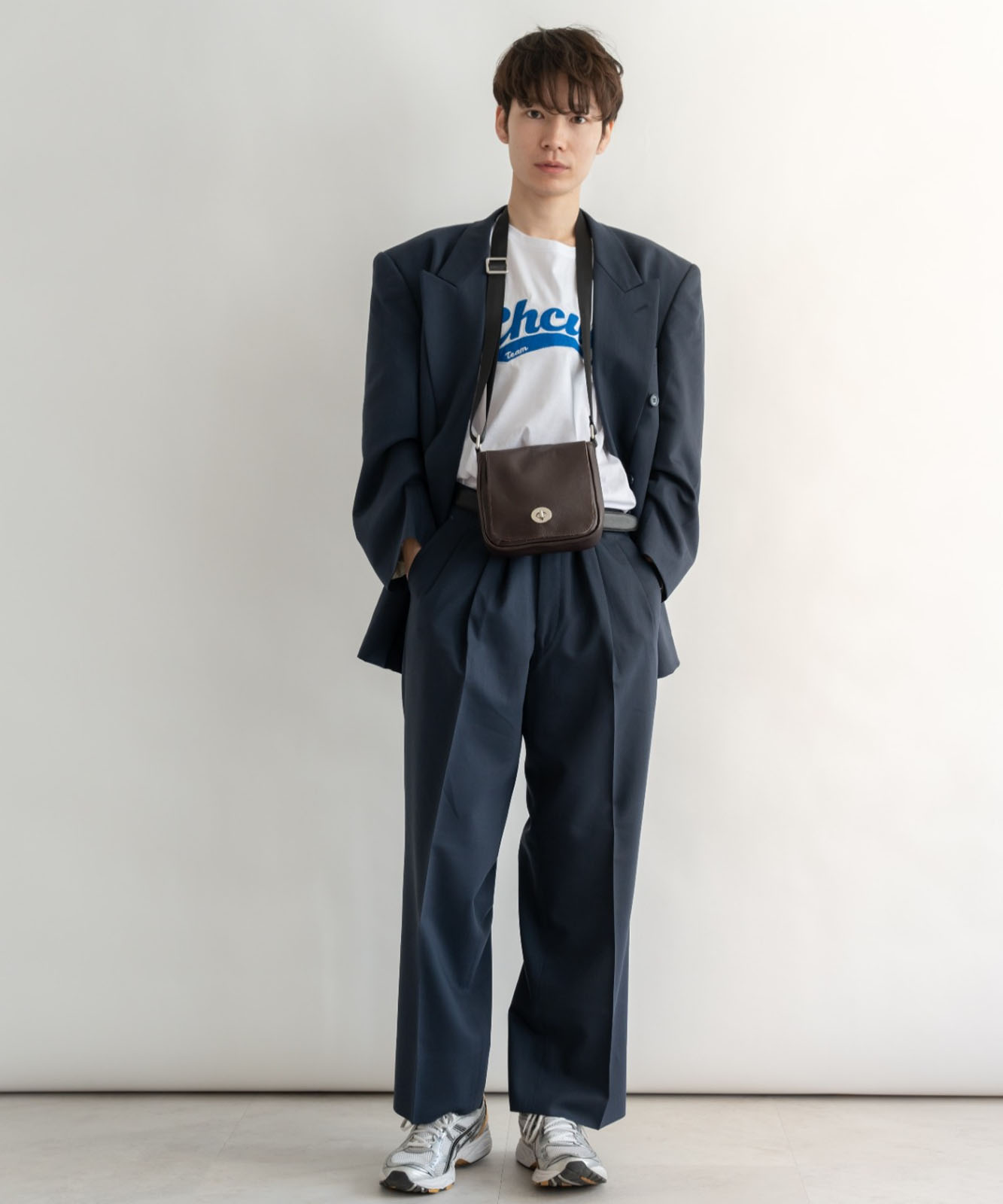 DEVICE＋ カウレザー フロントバックル ミニショルダーバッグ