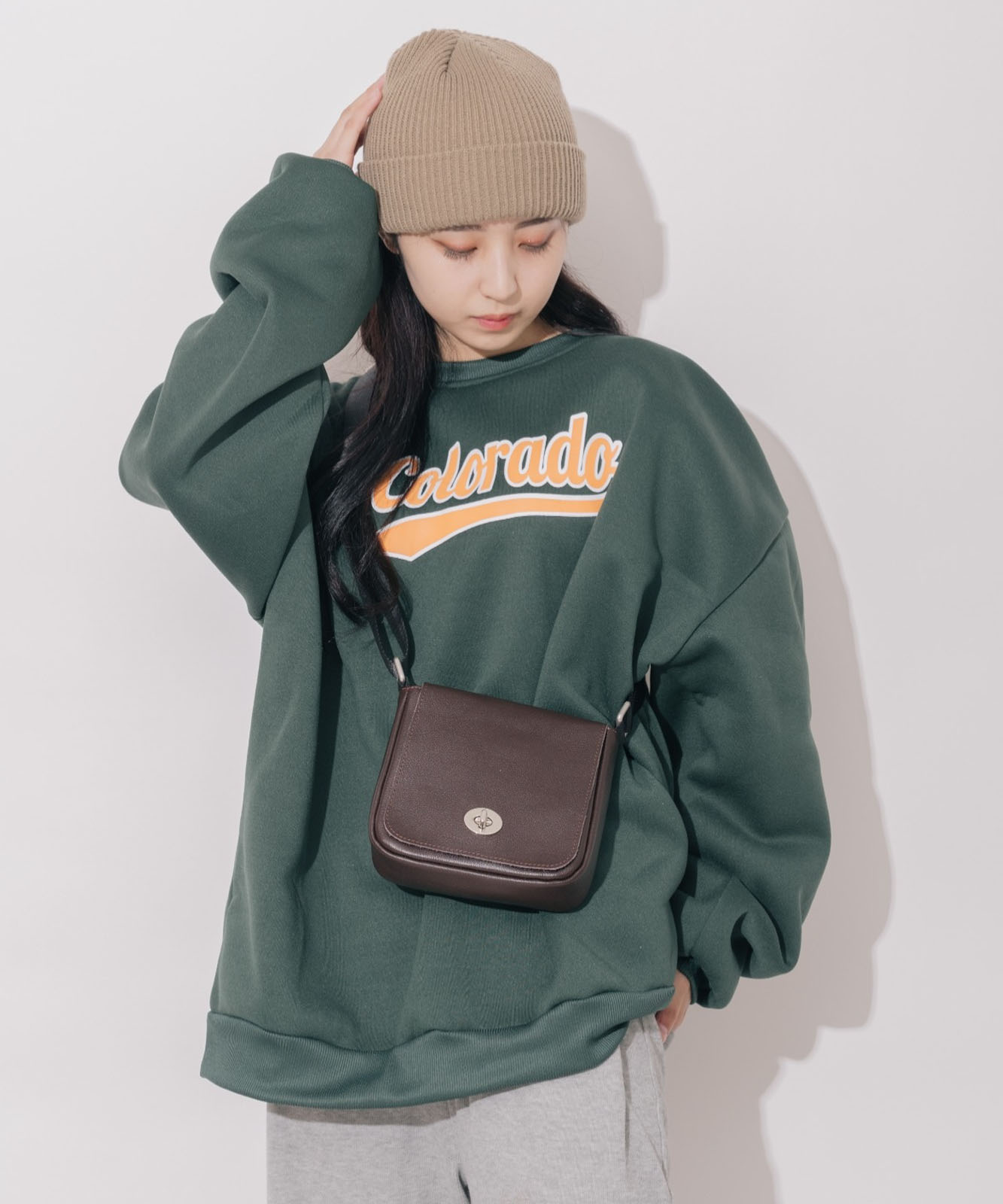 DEVICE＋ カウレザー フロントバックル ミニショルダーバッグ