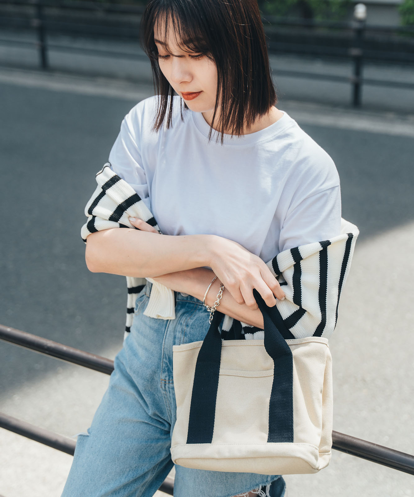 Rename ファスナー付 仕切り ミニ トートバッグ