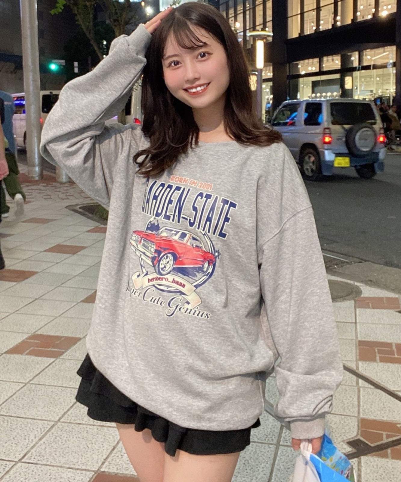 ルーズグラフィックプリント スウェット トレーナー メンズ レディース 秋服 冬服